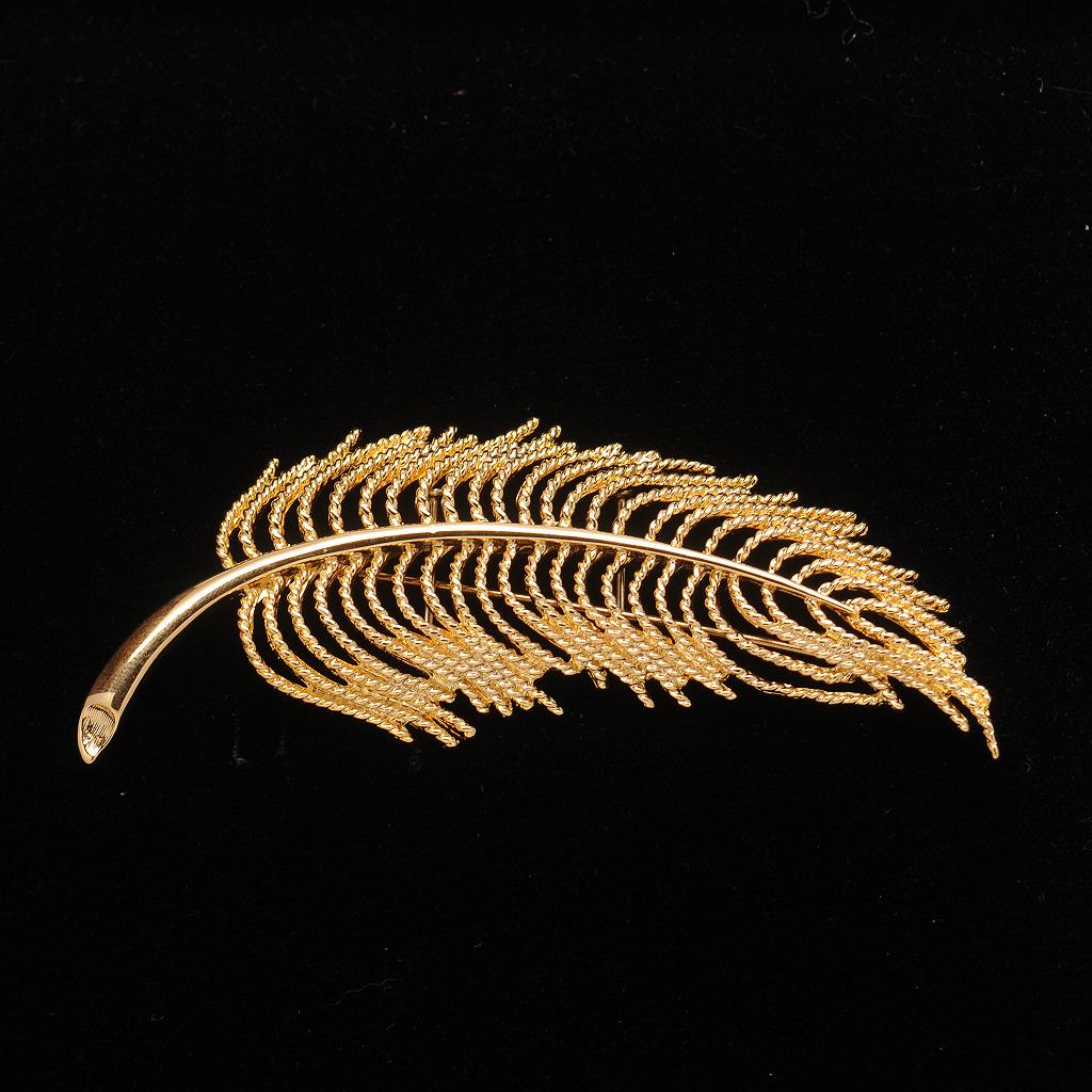 Large Monet Goldtone Feather or Frond Pin Brooch