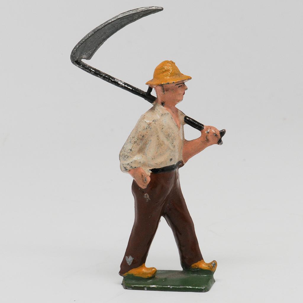  Farmer with Scythe Lead Figure for Farm or Train Layout Made in France