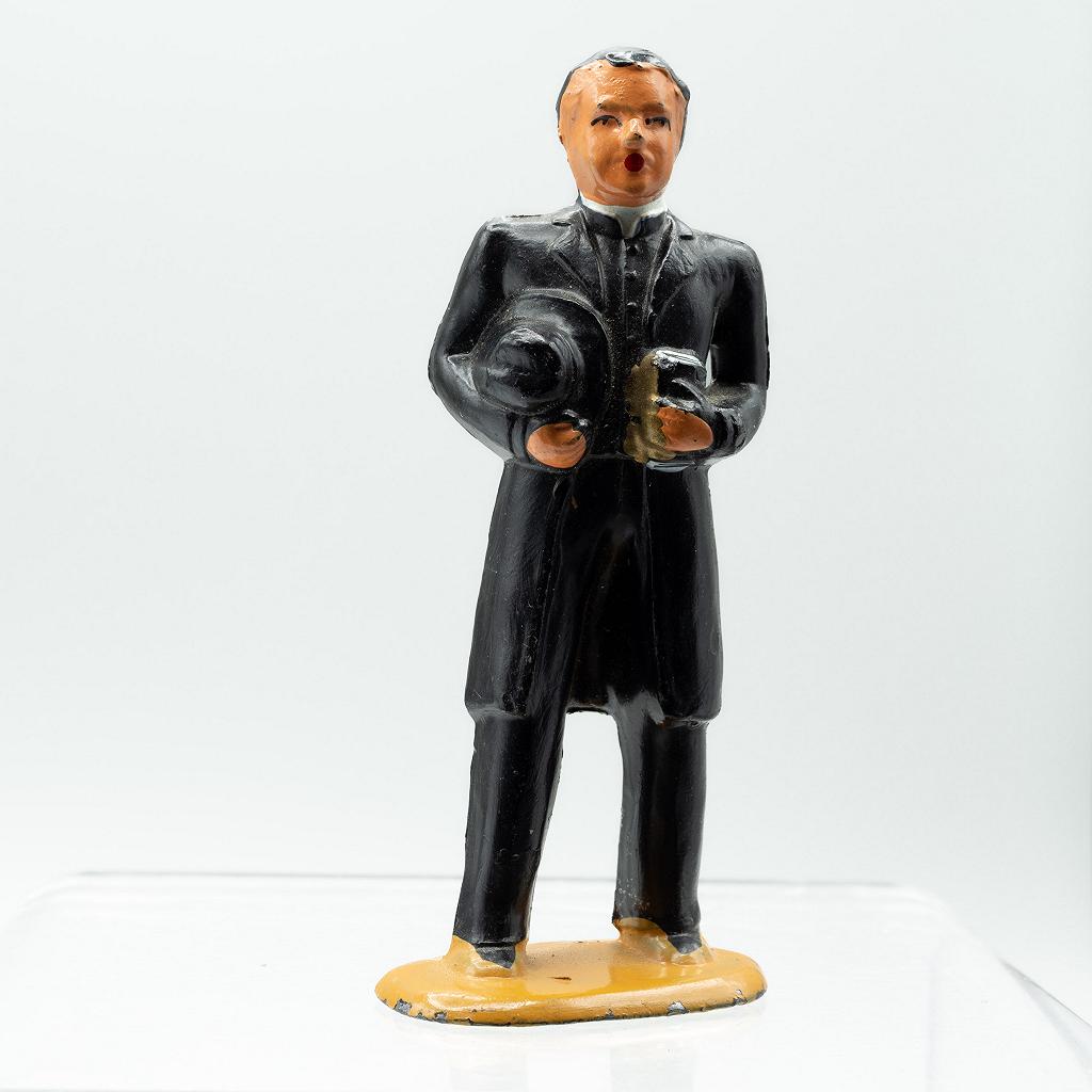 Barclay Minister Preacher Standing HollowCast Dimestore Figure  G Scale