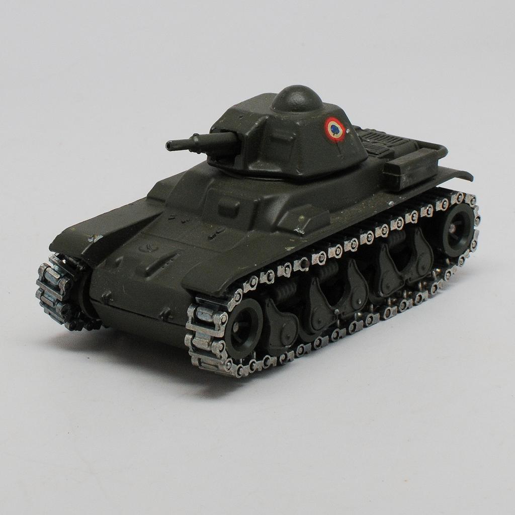 Solido 233 Char Renault R 35 Tank 1/73 Scale