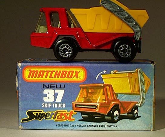 Matchbox 37C Version  3 Skip Dumpster Truck 