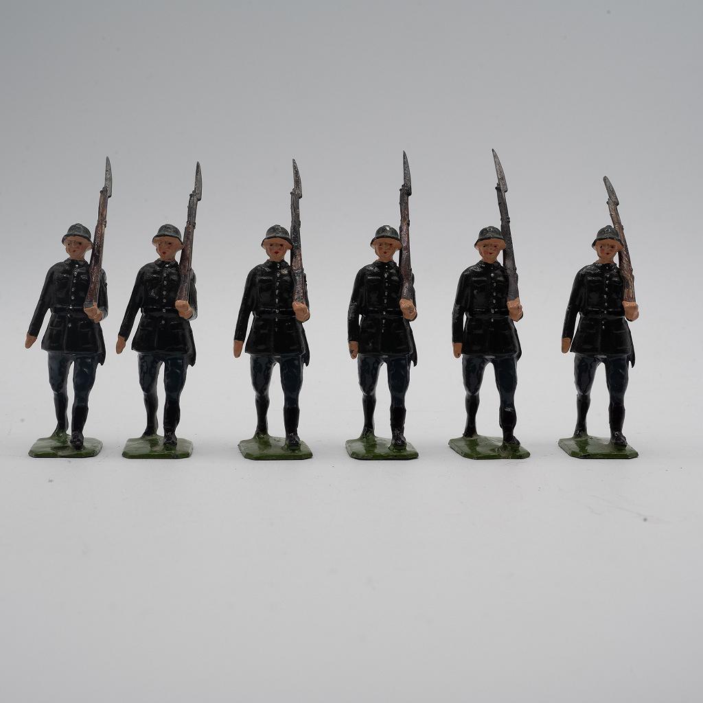 Six Vintage Lead Soldiers from Britains Set 432 German Infantry