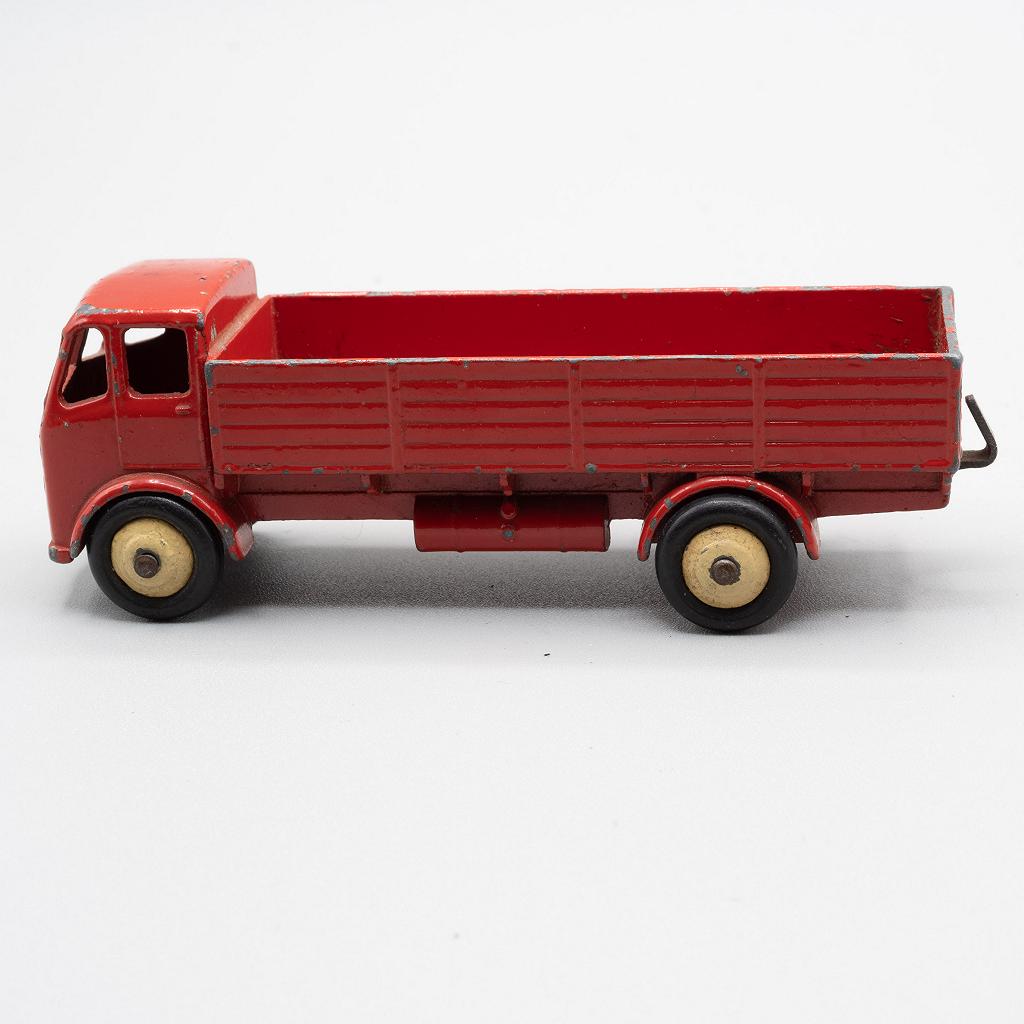 Dinky Toys 25R Forward Control Lorry 19481954 Red