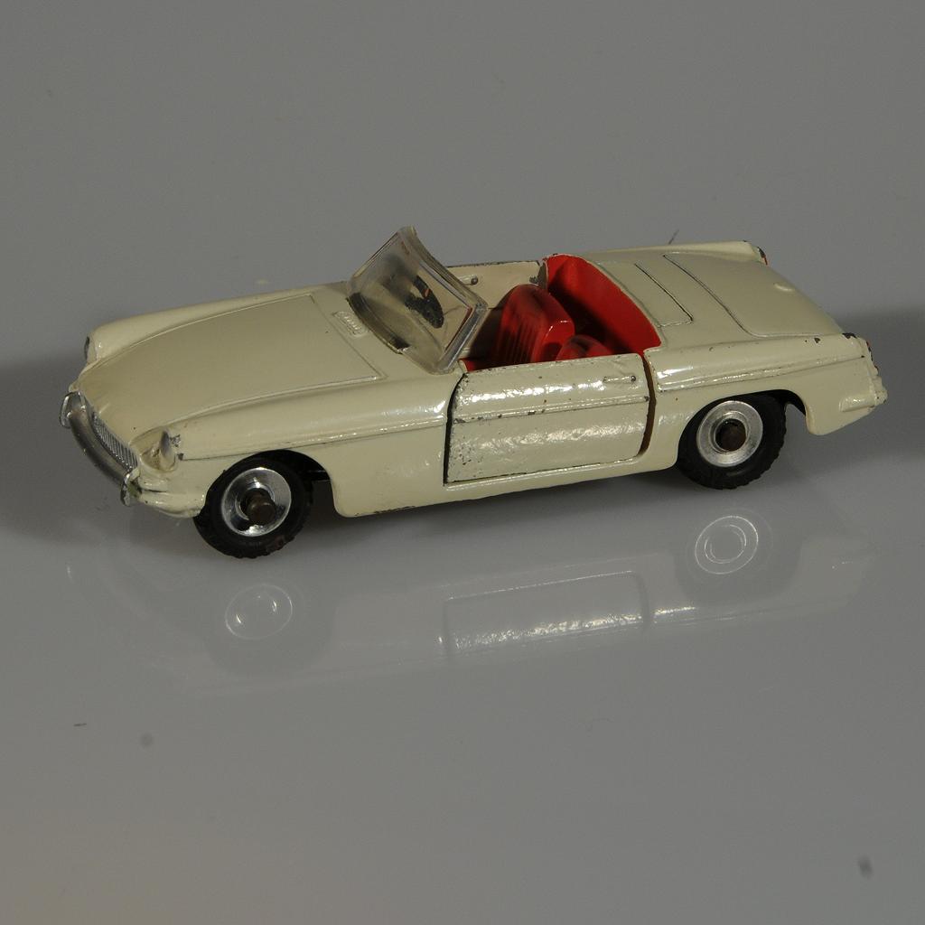Vintage Dinky Toy MGB 113