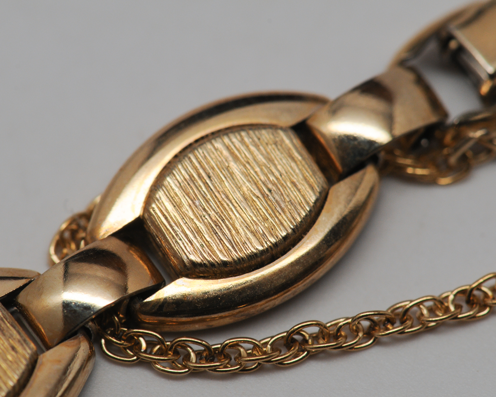 Speidel+Ladies+Bracelet+Style+Watchband+with+Textured+Oval+Links picture 3