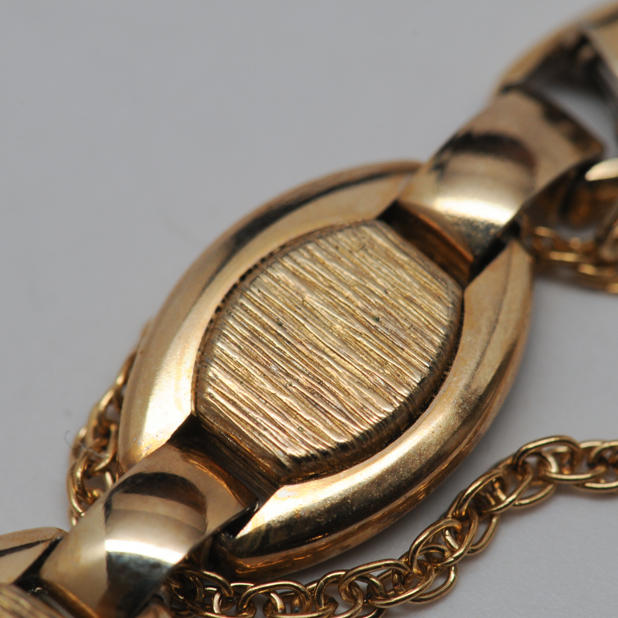 Speidel+Ladies+Bracelet+Style+Watchband+with+Textured+Oval+Links picture 5