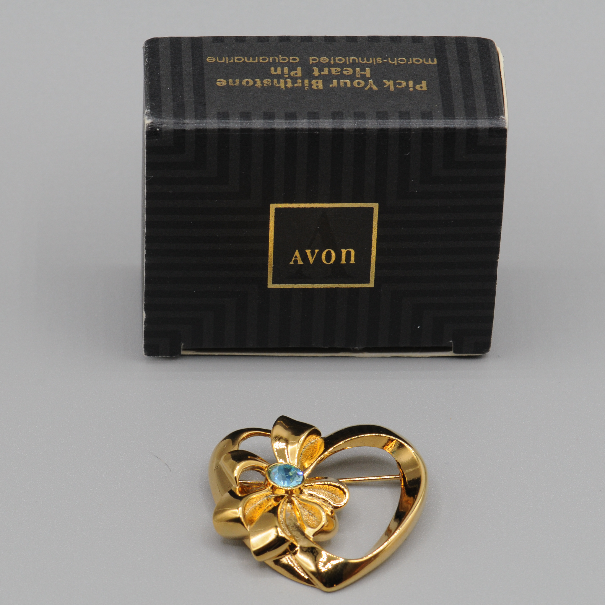 Avon+Birthstone+Heart+Pin--March%2FSimulated+Aquamarine picture 2