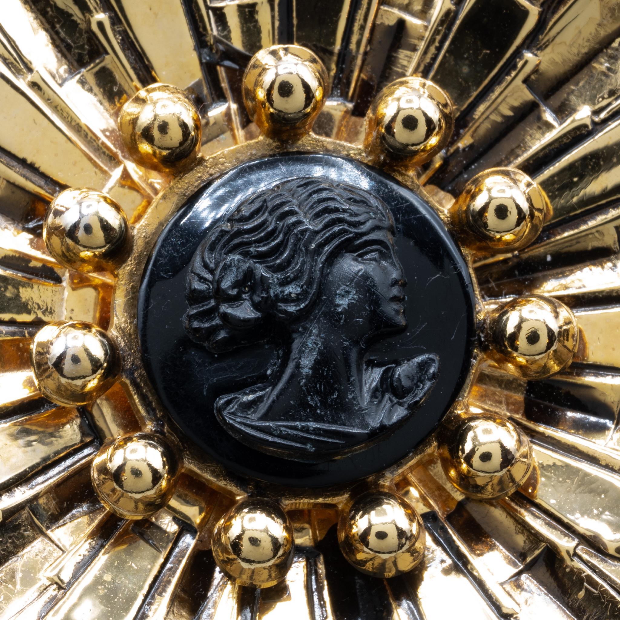 Coro+Black+Cameo+in+Gold+Sunburst+Setting picture 2