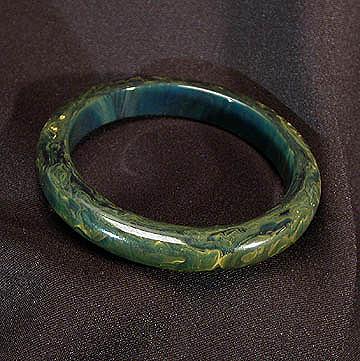 Petite+Smooth+Green+Marbled+Bakelite+Bangle picture 1