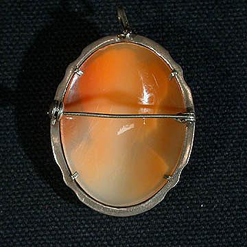 Shell+Cameo+Pin+Pendant+with+Marcasites+in+Frame picture 2