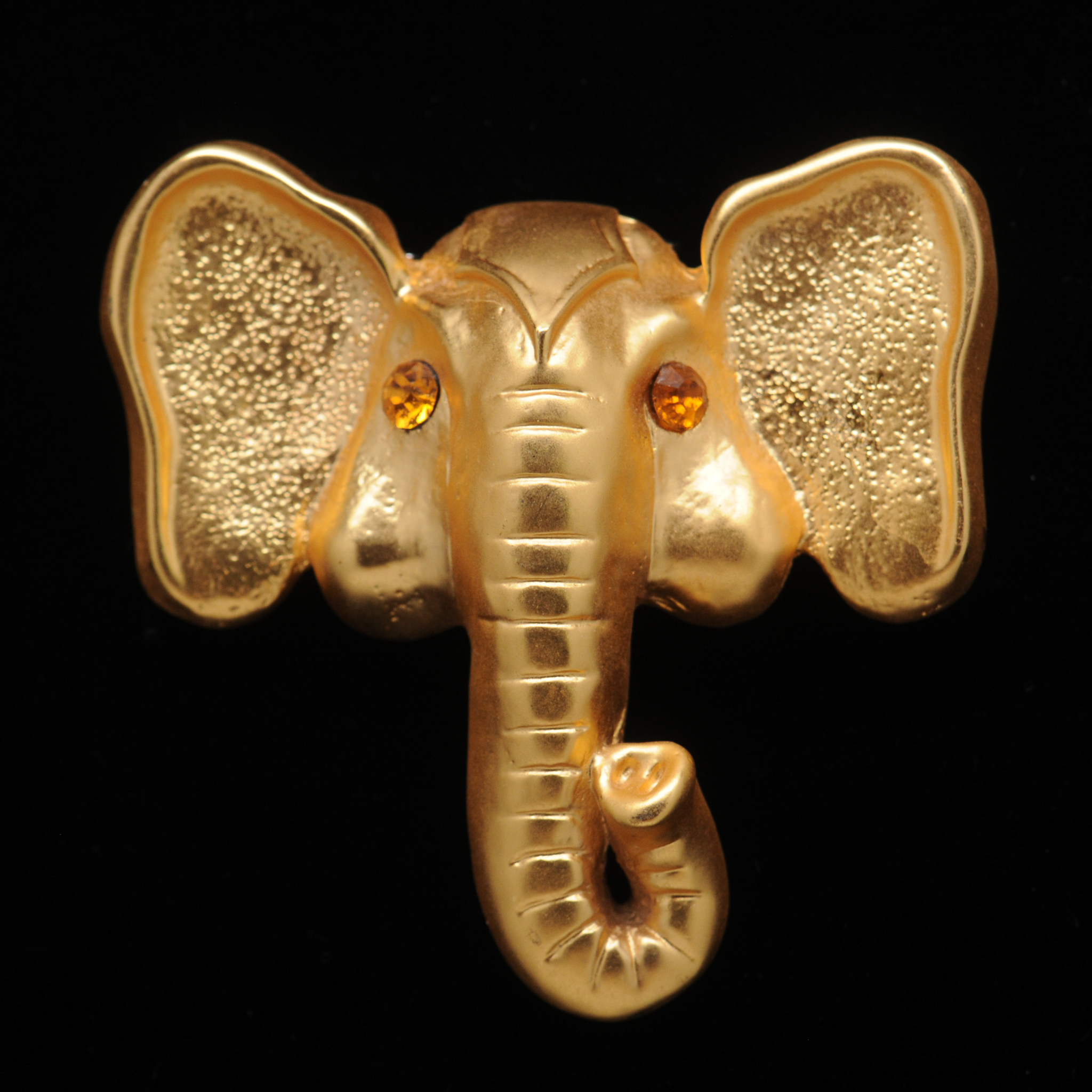 Large+Elephant+Head+Brooch+w%2F+Rhinestone+Eyes picture 1