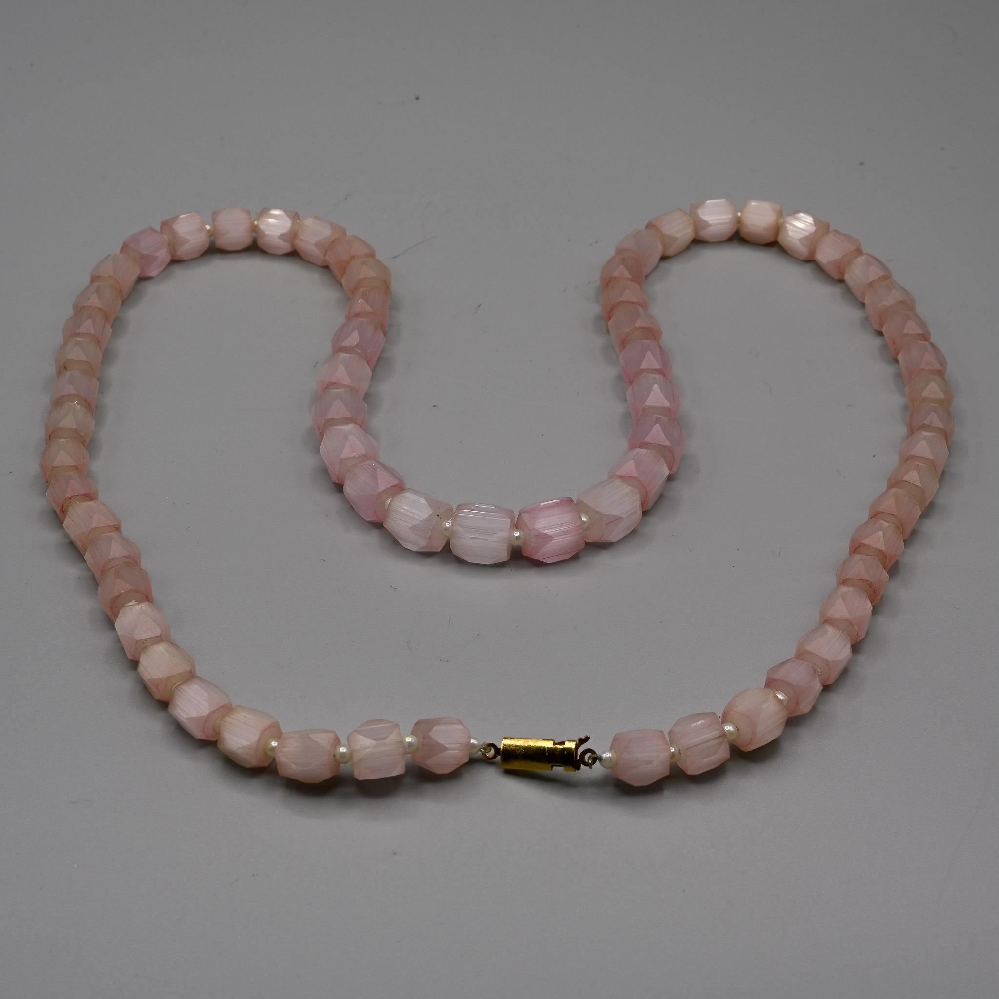Faceted+Pink+Satin+Glass+Bead+Necklace picture 2
