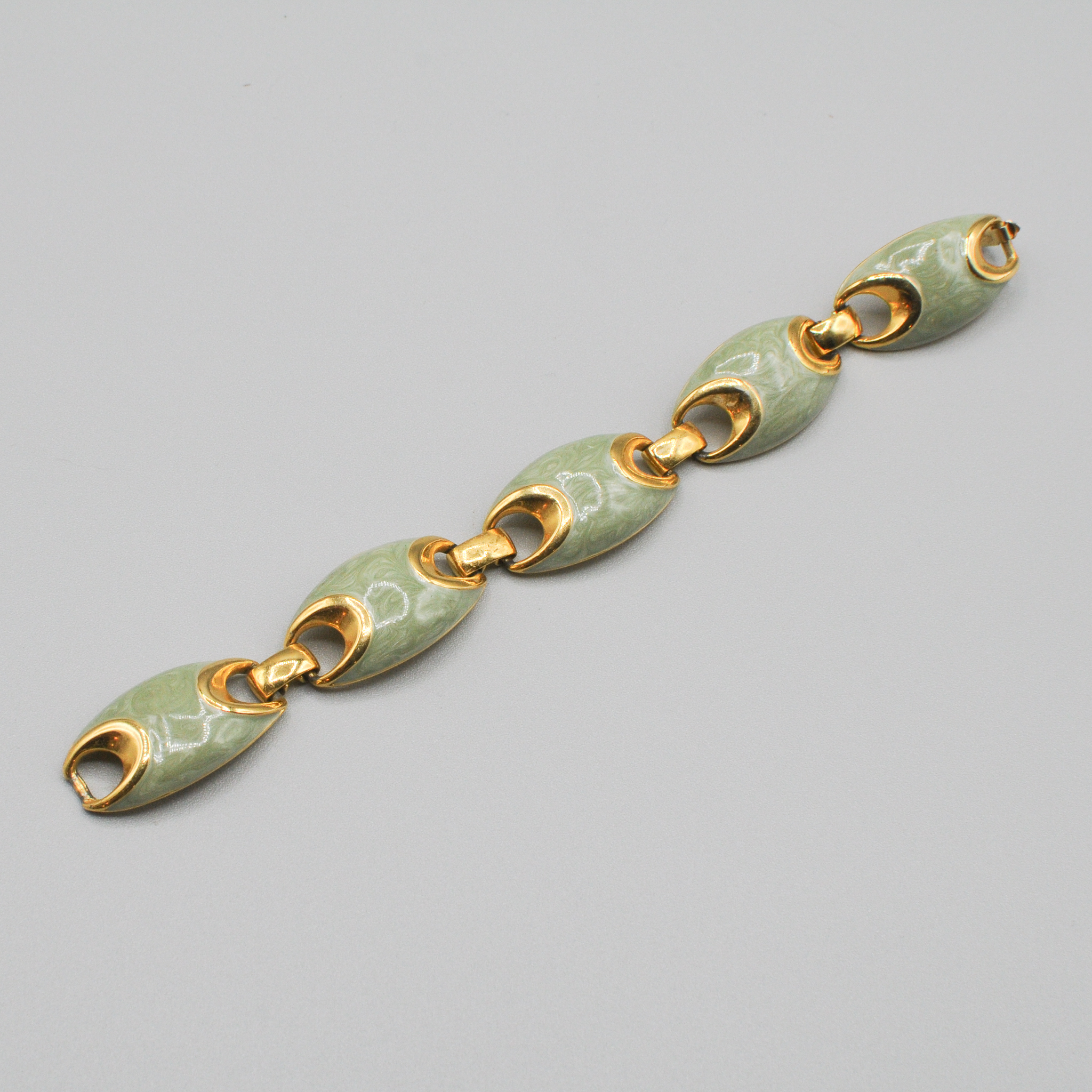 Napier+Moss+Green+Enamel+and+Goldtone+Bracelet picture 1