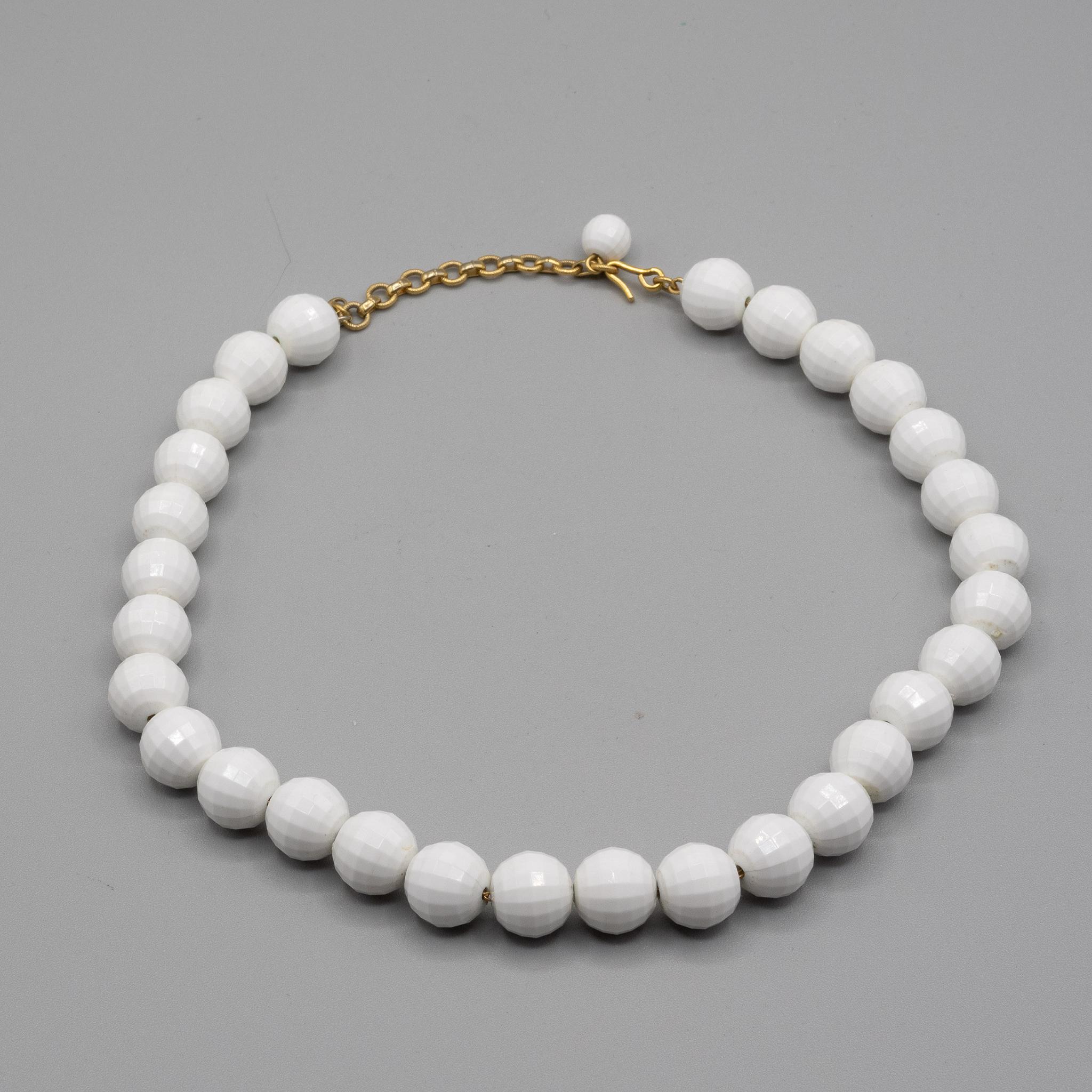 Monet+White+Faceted+Beads+Necklace picture 2