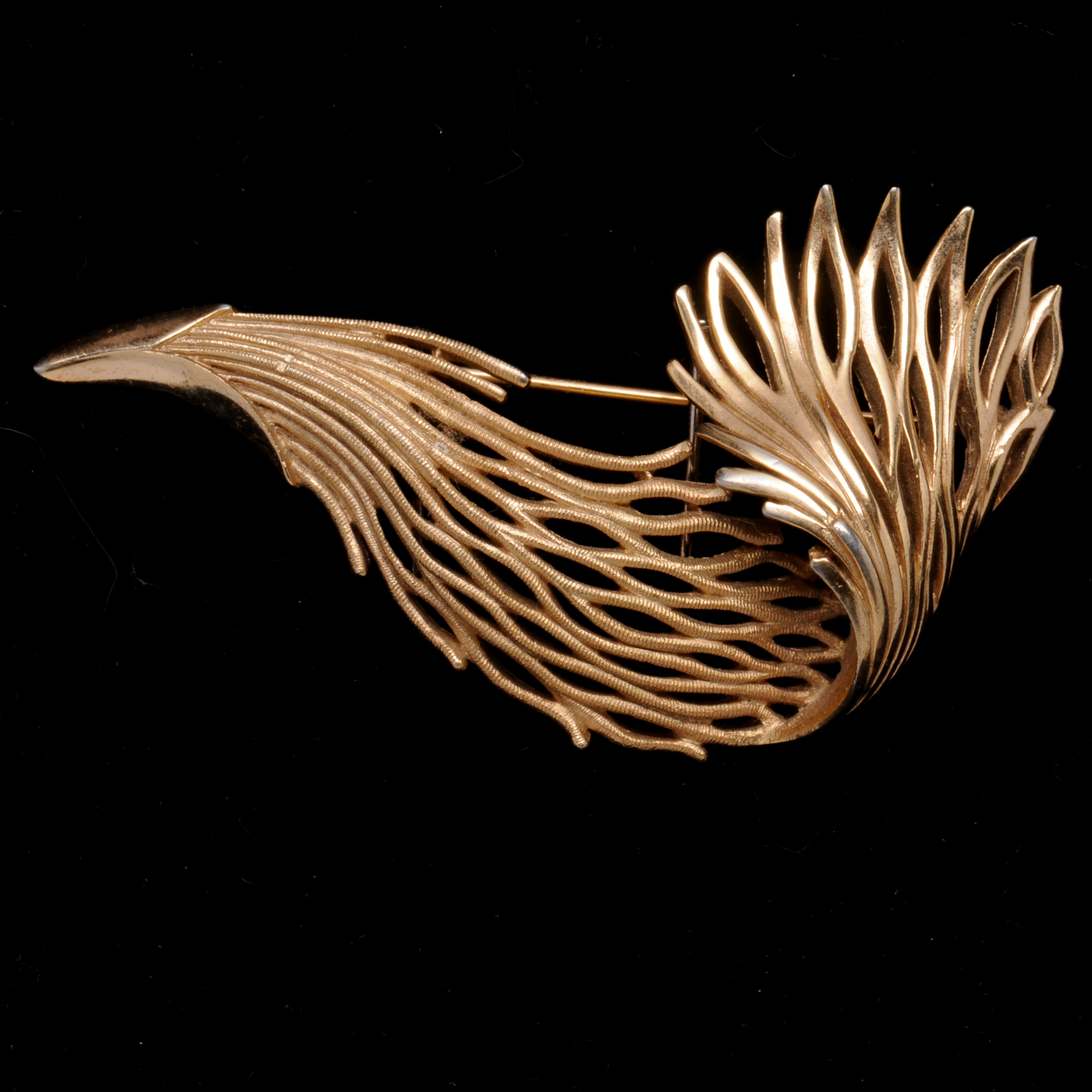 Graceful+Vintage+Trifari+Seaweed+Pin+Brooch picture 2