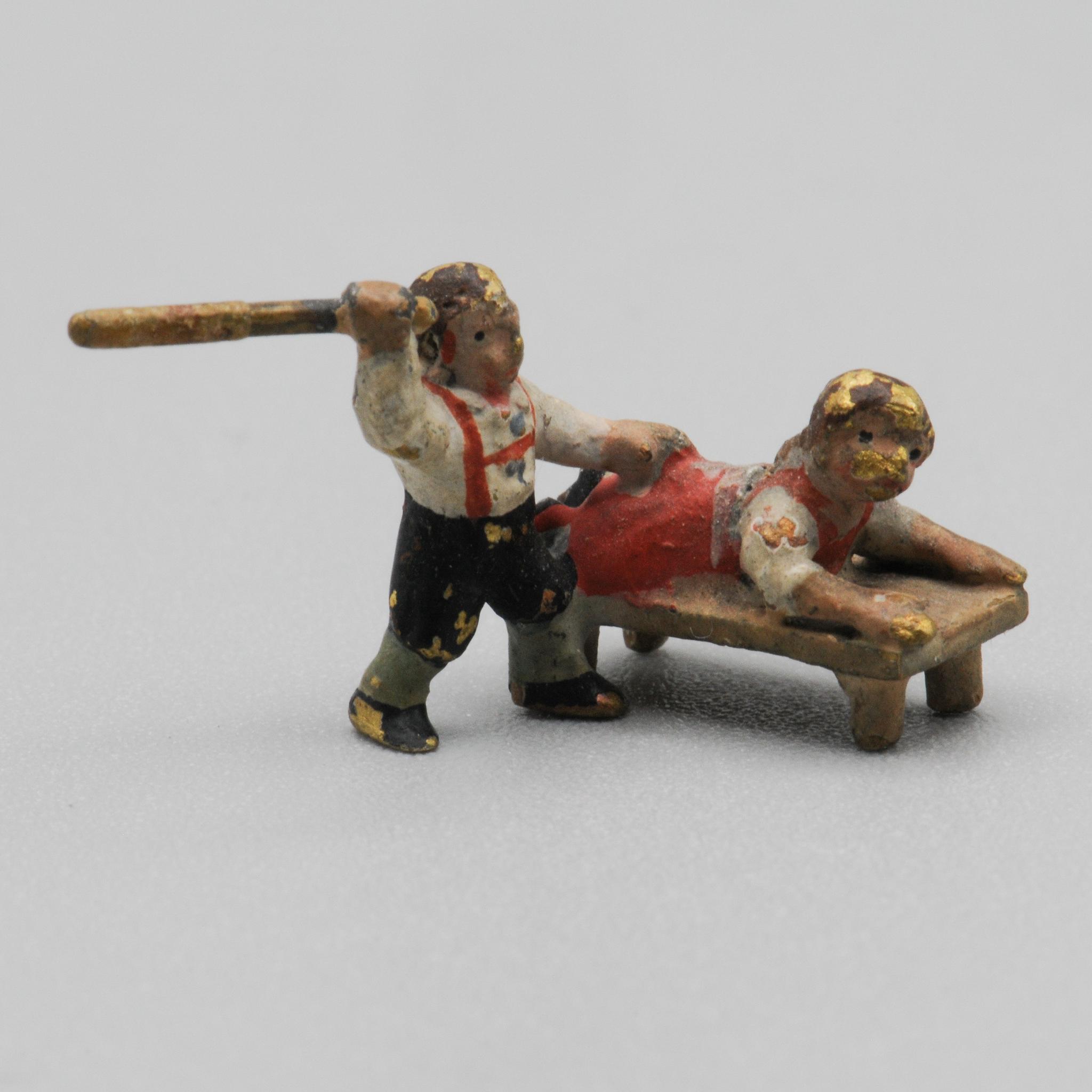 Vintage+Miniature+Vienna+Bronze+of+a+Man+Beating+a+Woman+With+a+Stick picture 2