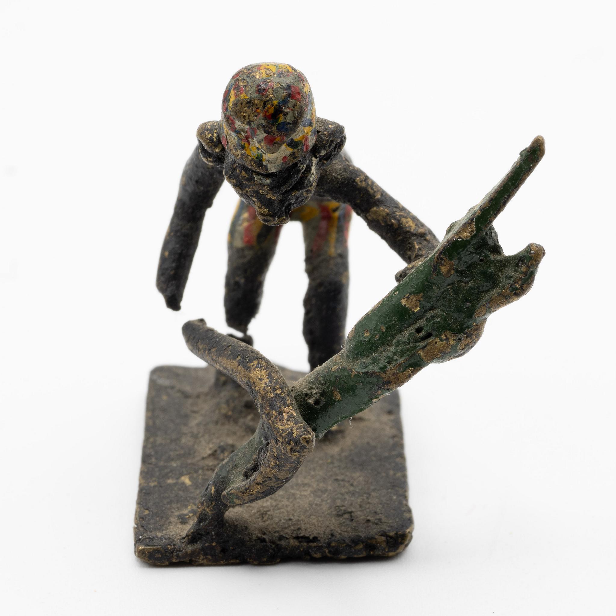 African+Akan+Ashanti+Metal+Figurine+of+Man+with+Crocodile+Ethnographic+Folk+Art picture 2