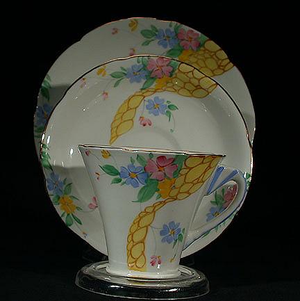 Grafton+Cobblestone+Path+Fan+Handle+Trio+-+Cup%2C+Saucer%2C+%26+Plate picture 1