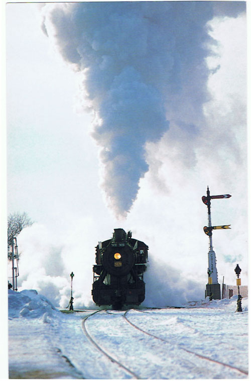 Steam+Railway+Train+Postcard+Canadian+National+Locomotive+7570 picture 1