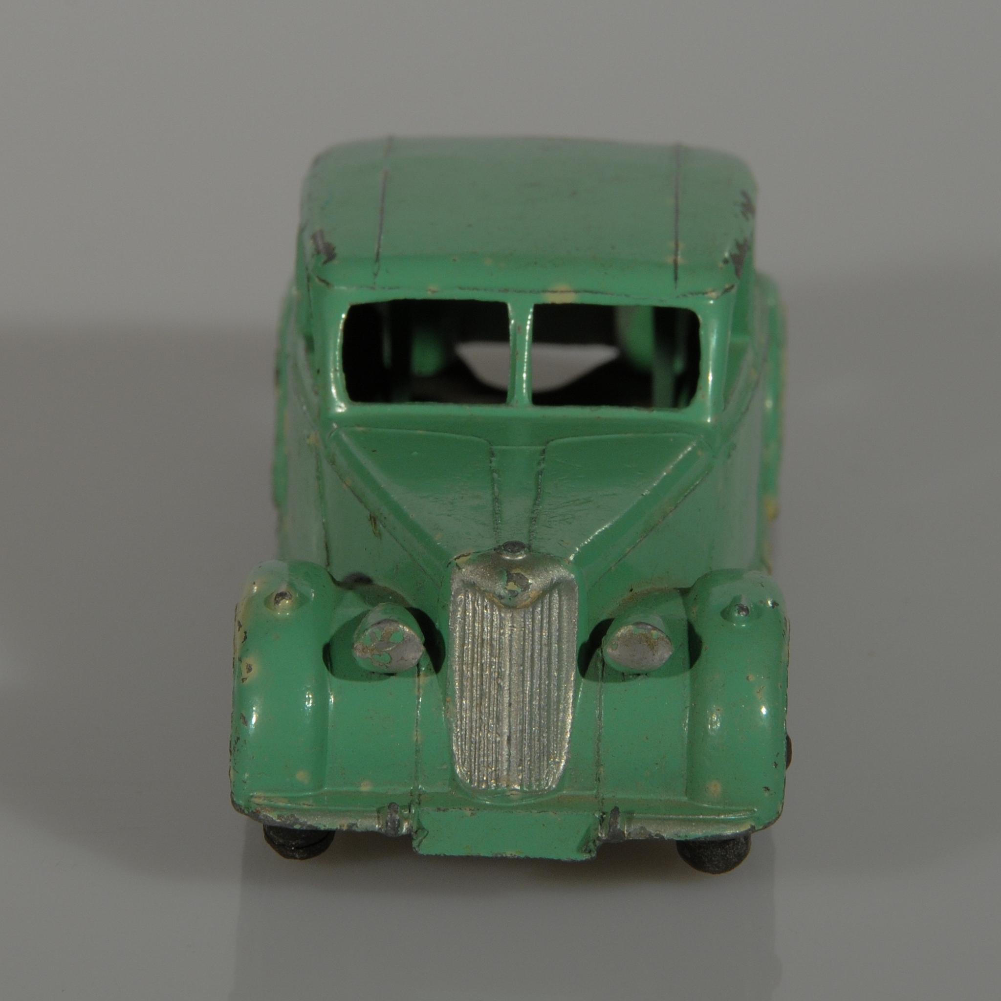 Dinky+Toys+Riley+Vintage+Diecast+Car+40a picture 3