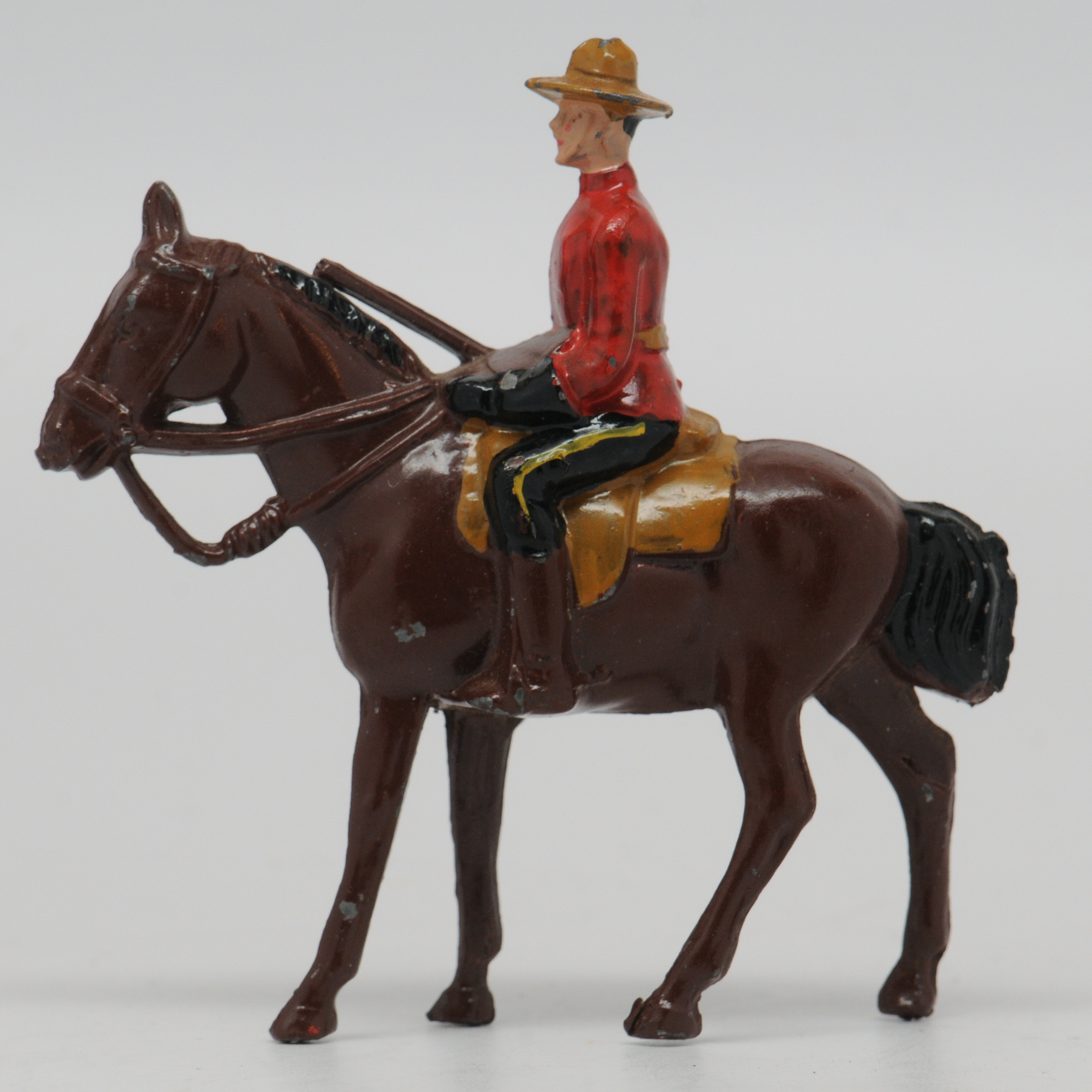 Johillco+RCMP+Mountie+on+Horse picture 2