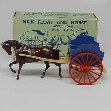 Britains+No+45F+Milk+Float+and+Horse+with+Box picture 1