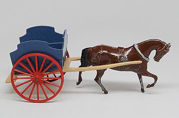 Britains+No+45F+Milk+Float+and+Horse+with+Box picture 2