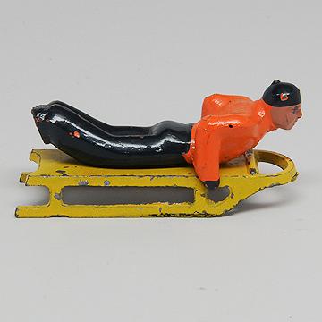Barclay+Man+lying+on+Sled+Lead+Dimestore+Figure picture 2