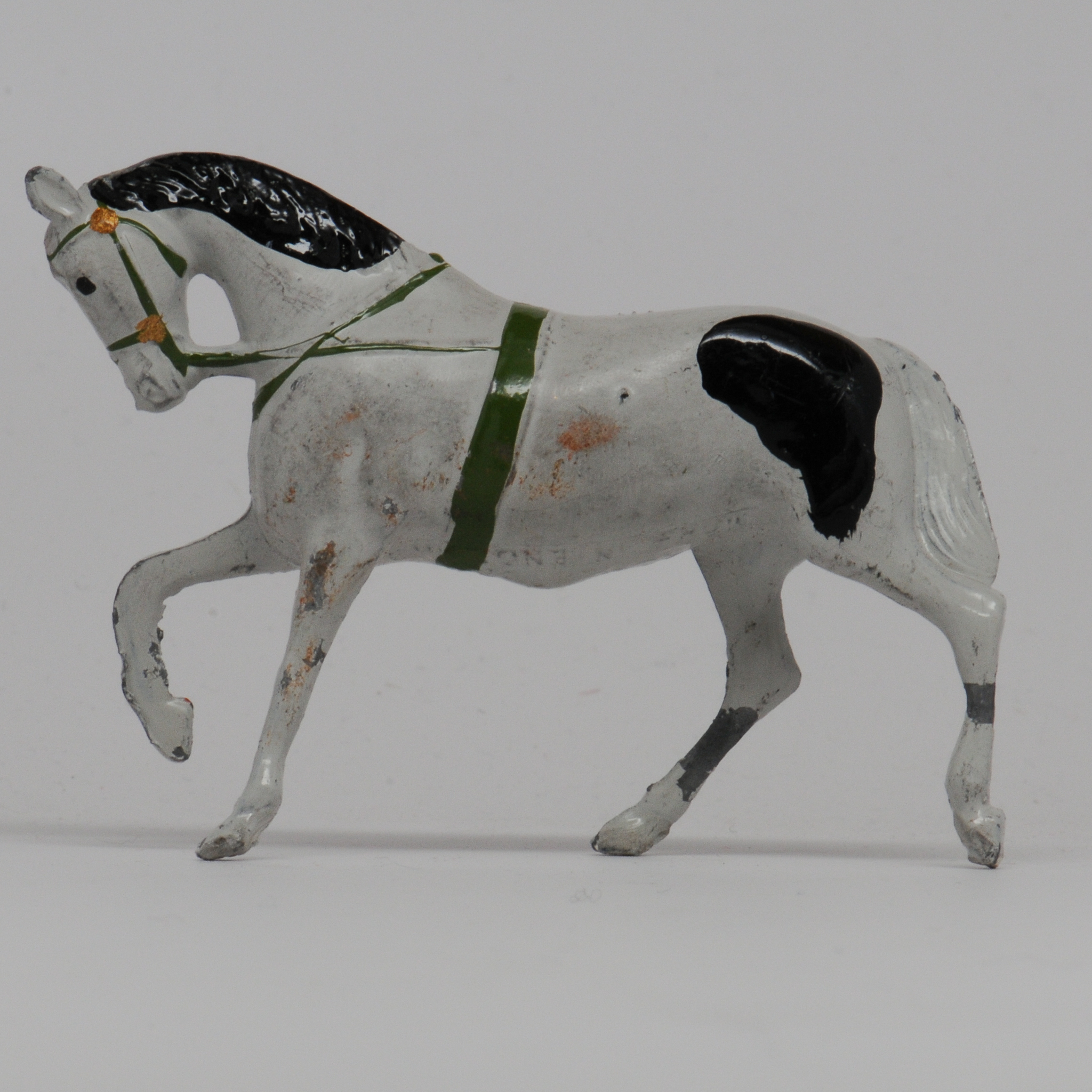 Britains+Lead+Trotting+Horse+352B+from+Circus+Series picture 1