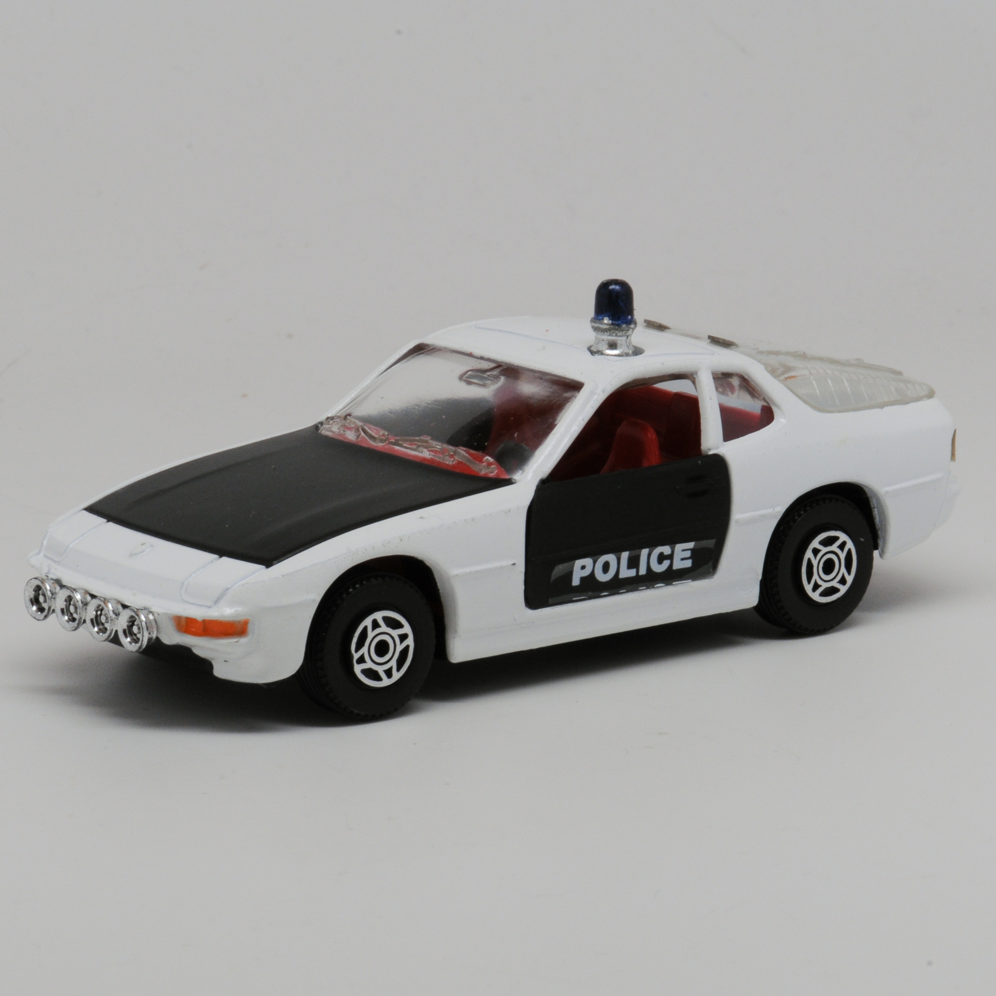 Corgi+Porsche+924+Police+MIB picture 1