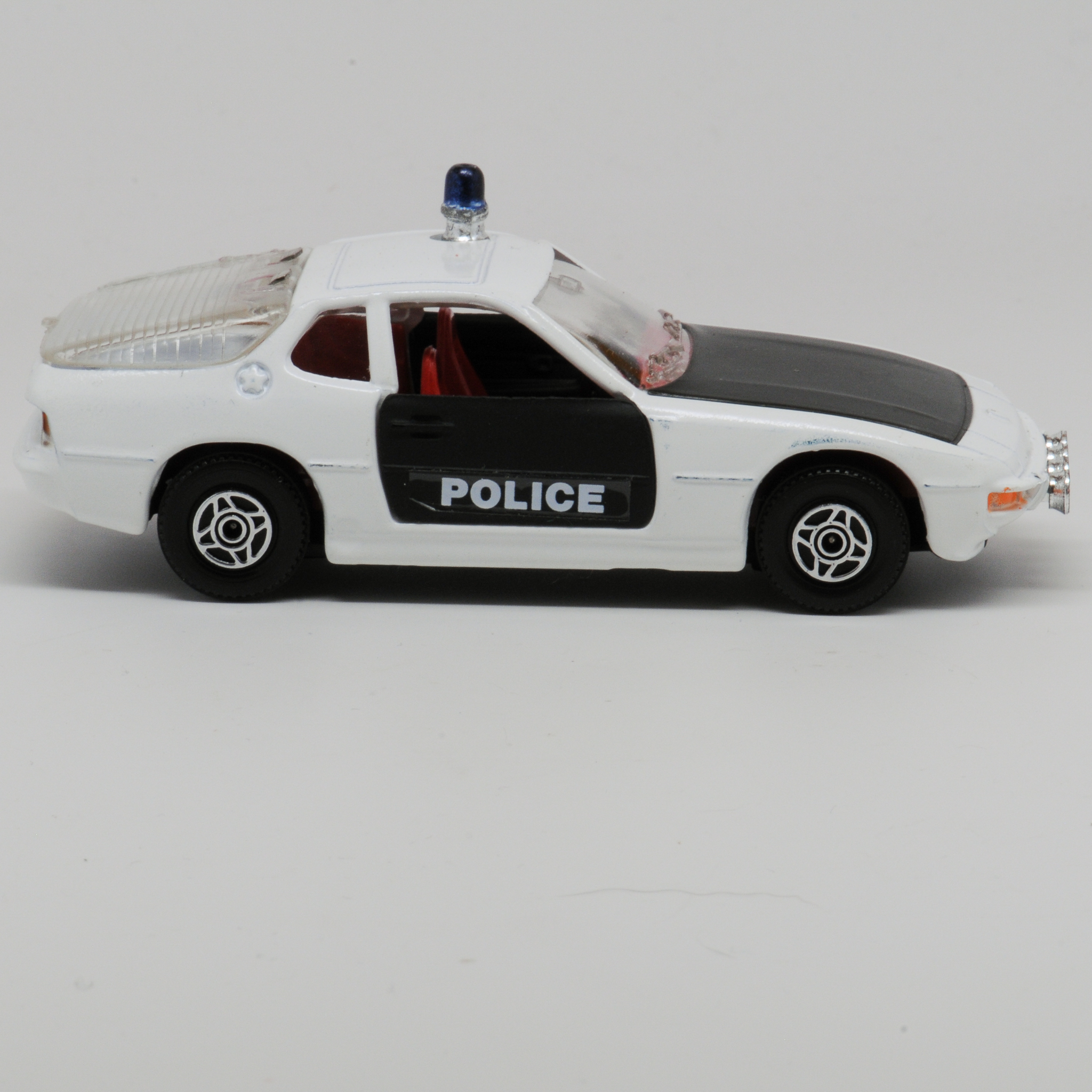 Corgi+Porsche+924+Police+MIB picture 2