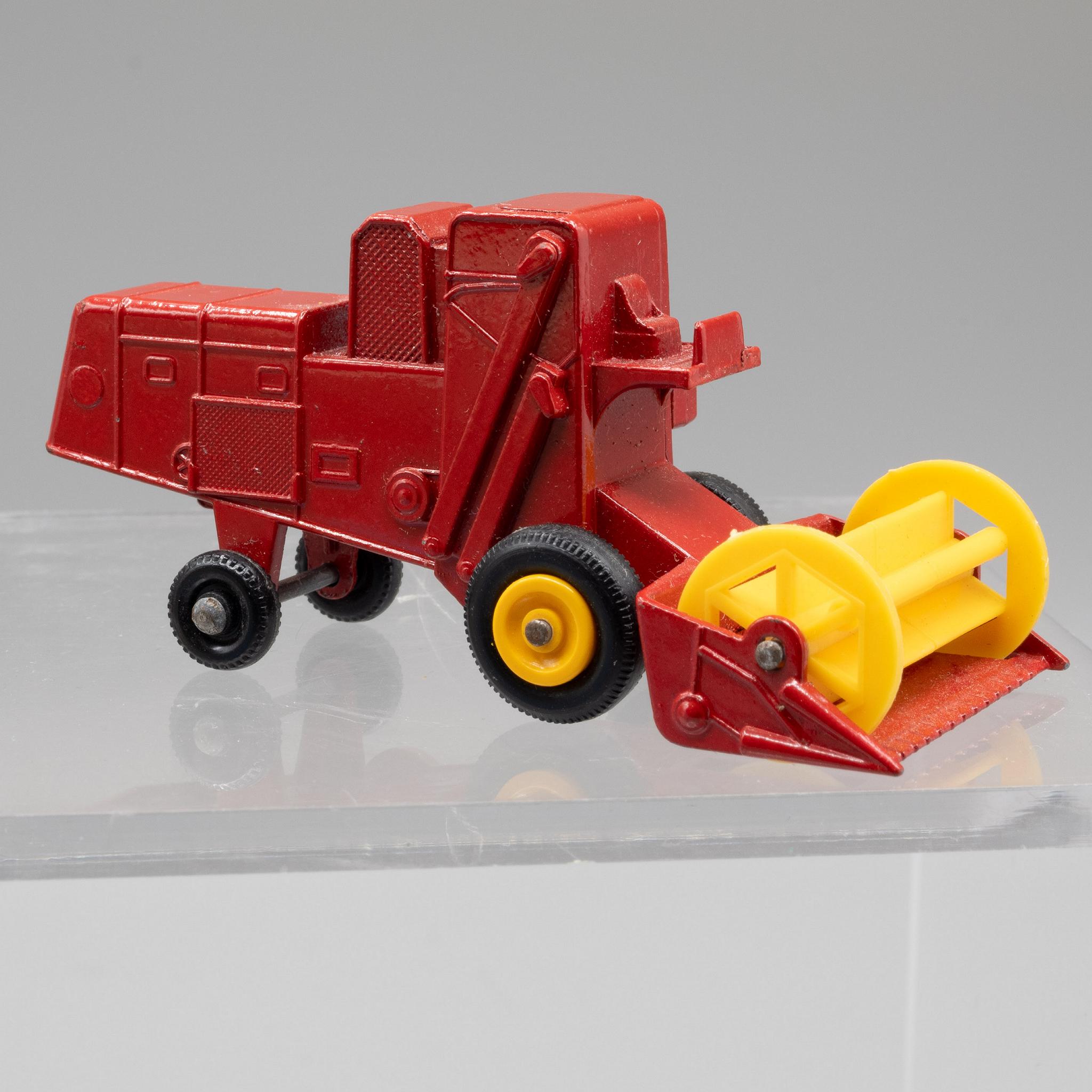 Matchbox+65C+Claas+Combine+Harvester+MIB picture 3