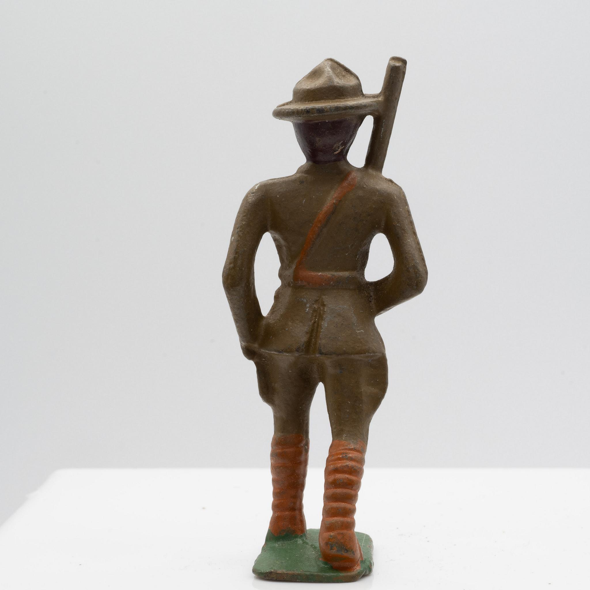 Grey+Iron+Soldier+Parade+Figure+with+Hat picture 2