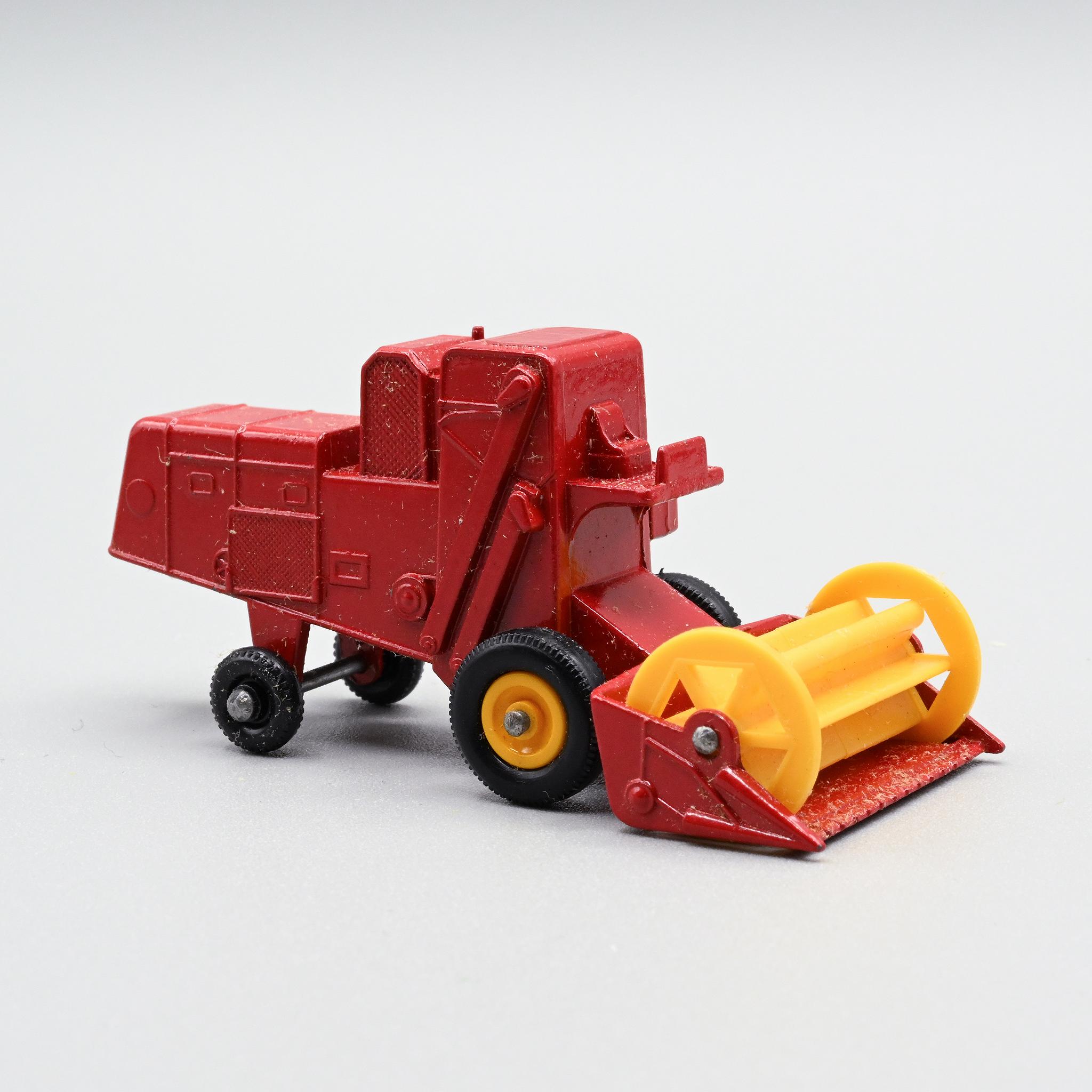 Lesney+Matchbox+65A+Claas+Combine+Harvester picture 2