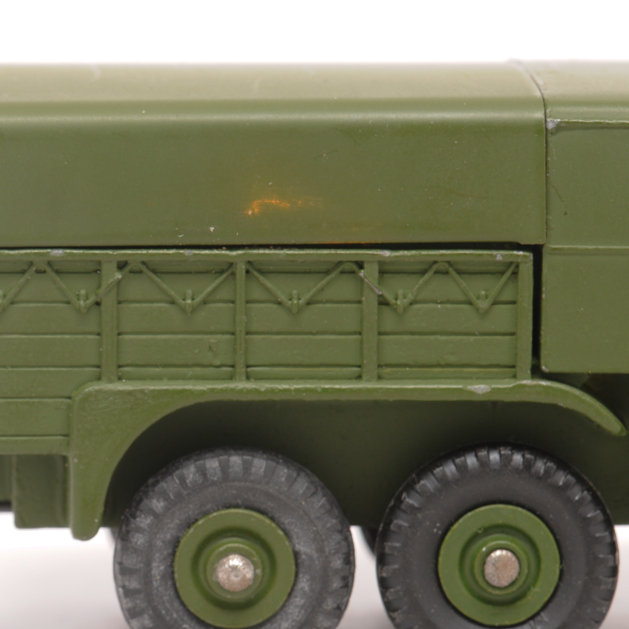 Dinky+Toys+689+Military+Medium+Artillery+Tractor picture 5