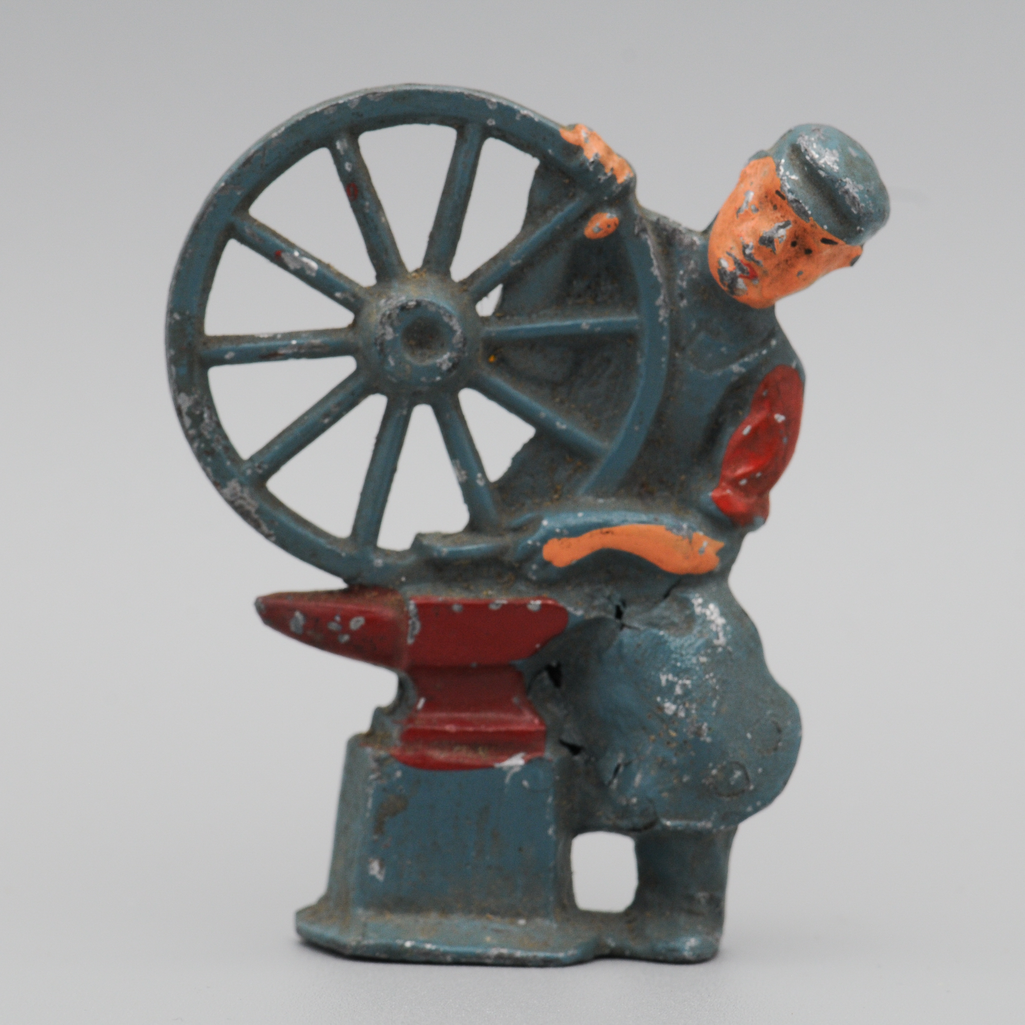 Manoil+Blacksmith+with+Wheel+Vintage+Lead+Dimestore+Figure picture 1