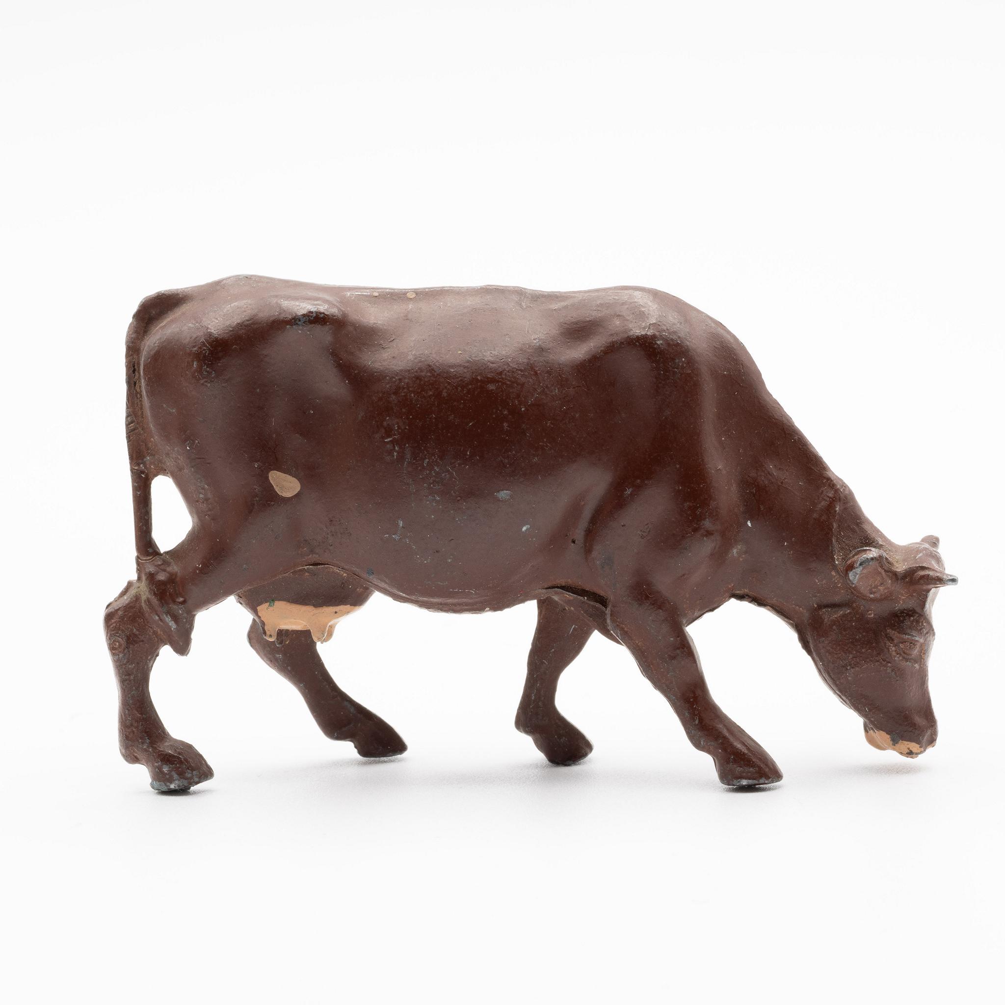 Britains+Cow+Feeding+Lead+Farm+Figure+539 picture 2