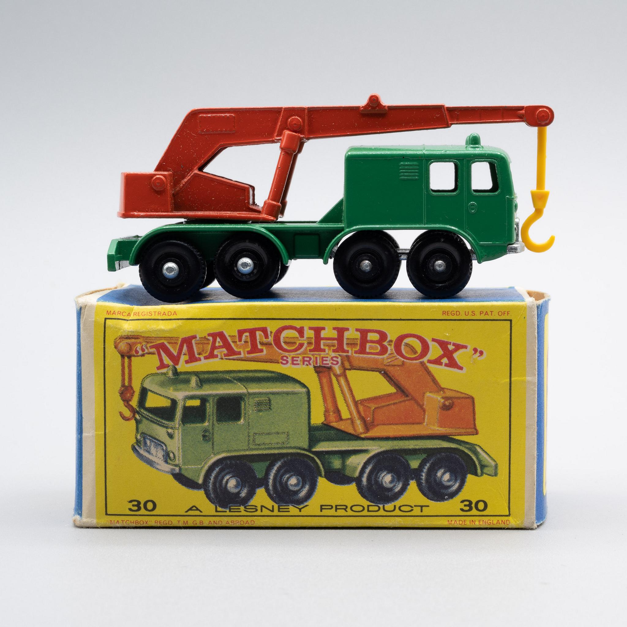 Lesney+Matchbox+30C+8-Wheel+Crane+Truck+Issued+1965+MIB picture 2
