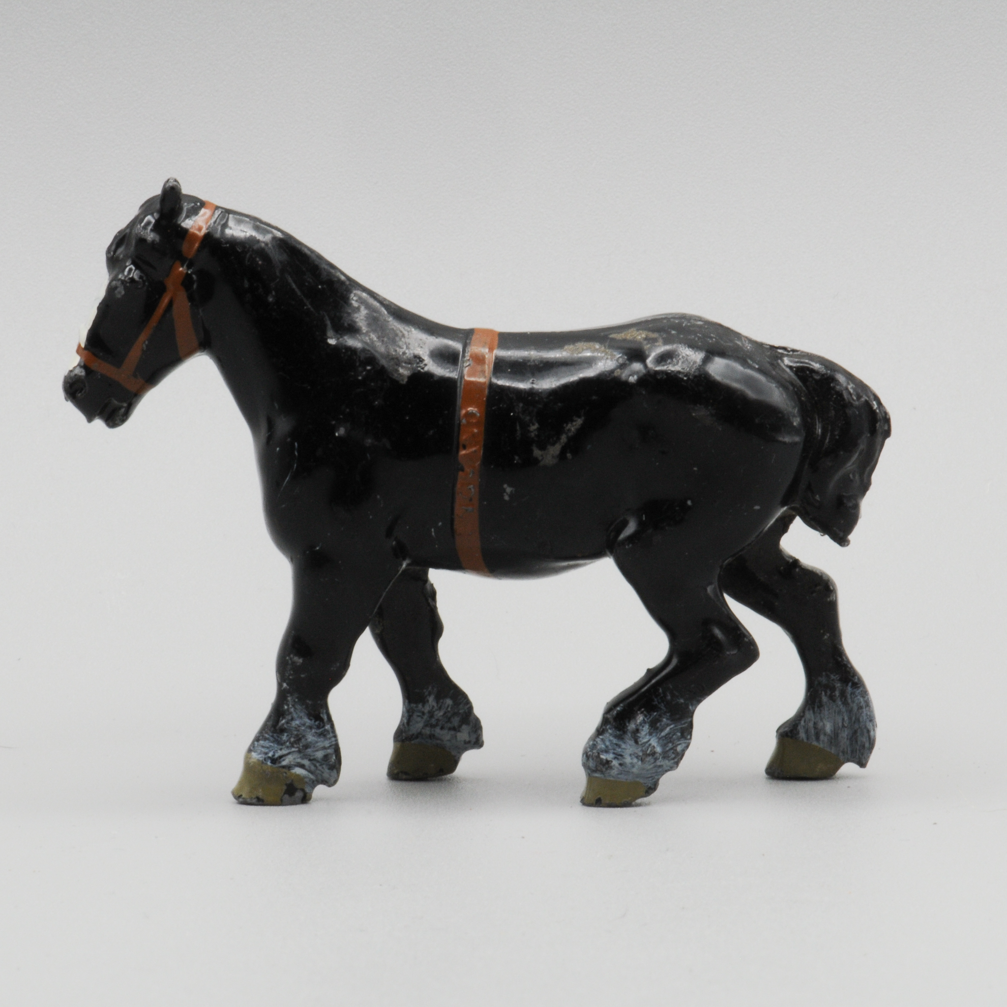 Britains+5001+Black+Shire+Horse+Vintage+Lead+Farm+Animal picture 1