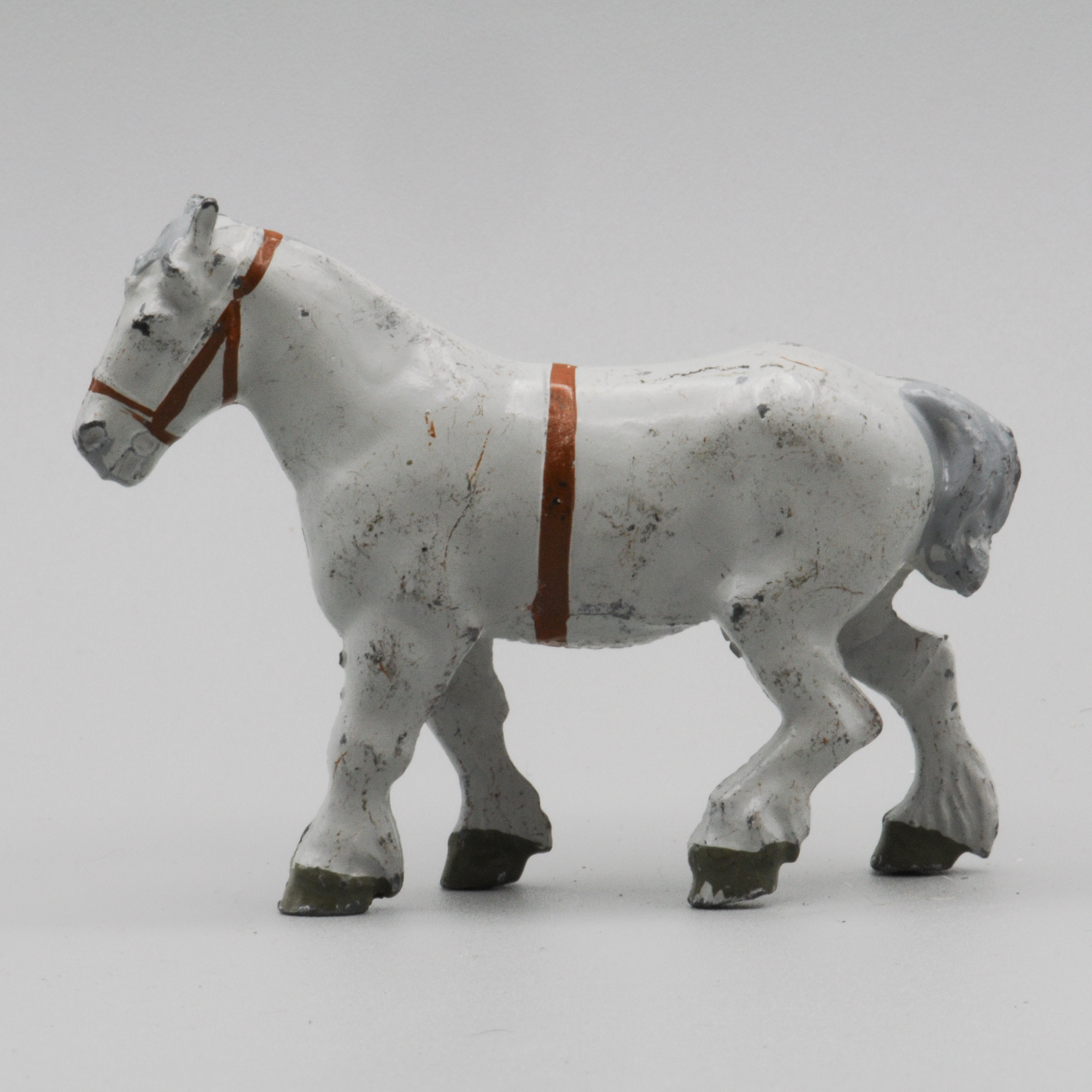 Britains+5001+White+Shire+Horse+Vintage+Lead+Farm+Animal picture 2