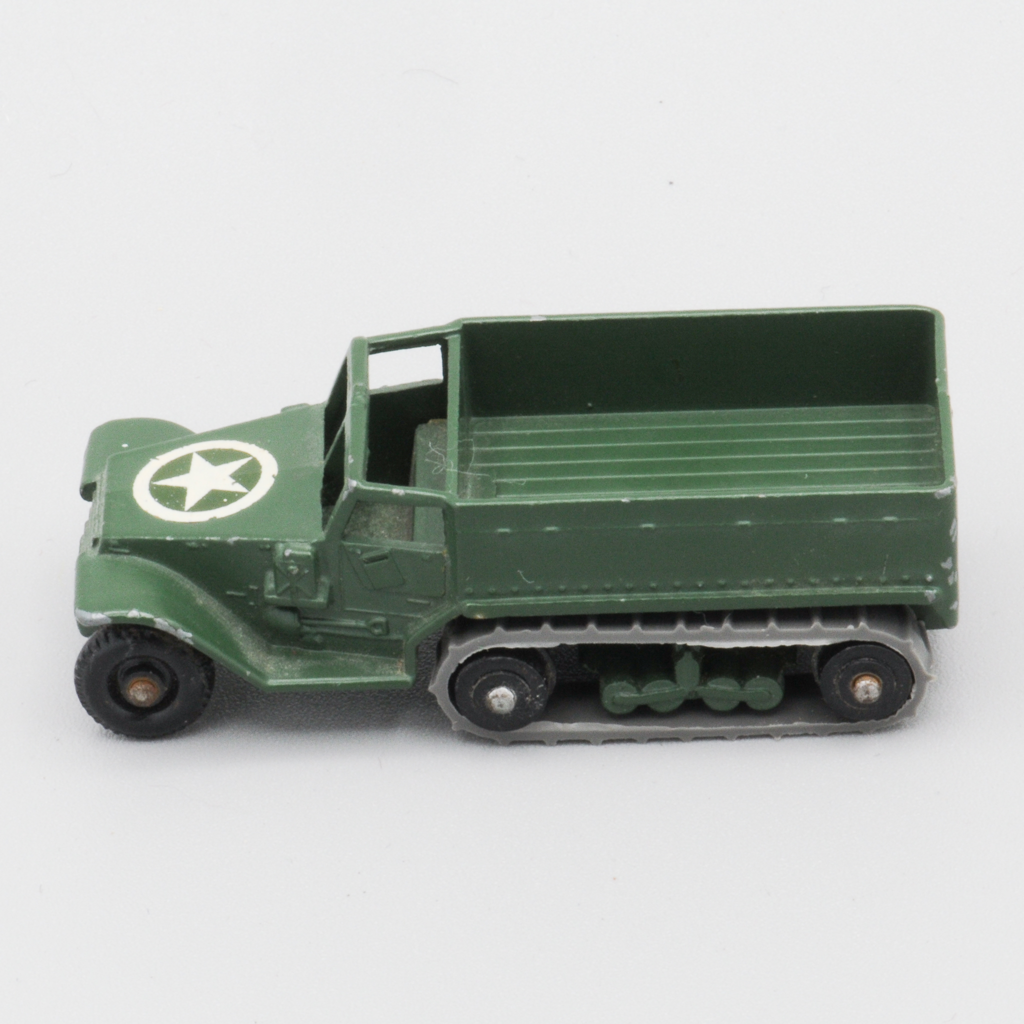 Matchbox+49A+Army+Half+Track+Mk+III+BPW picture 1