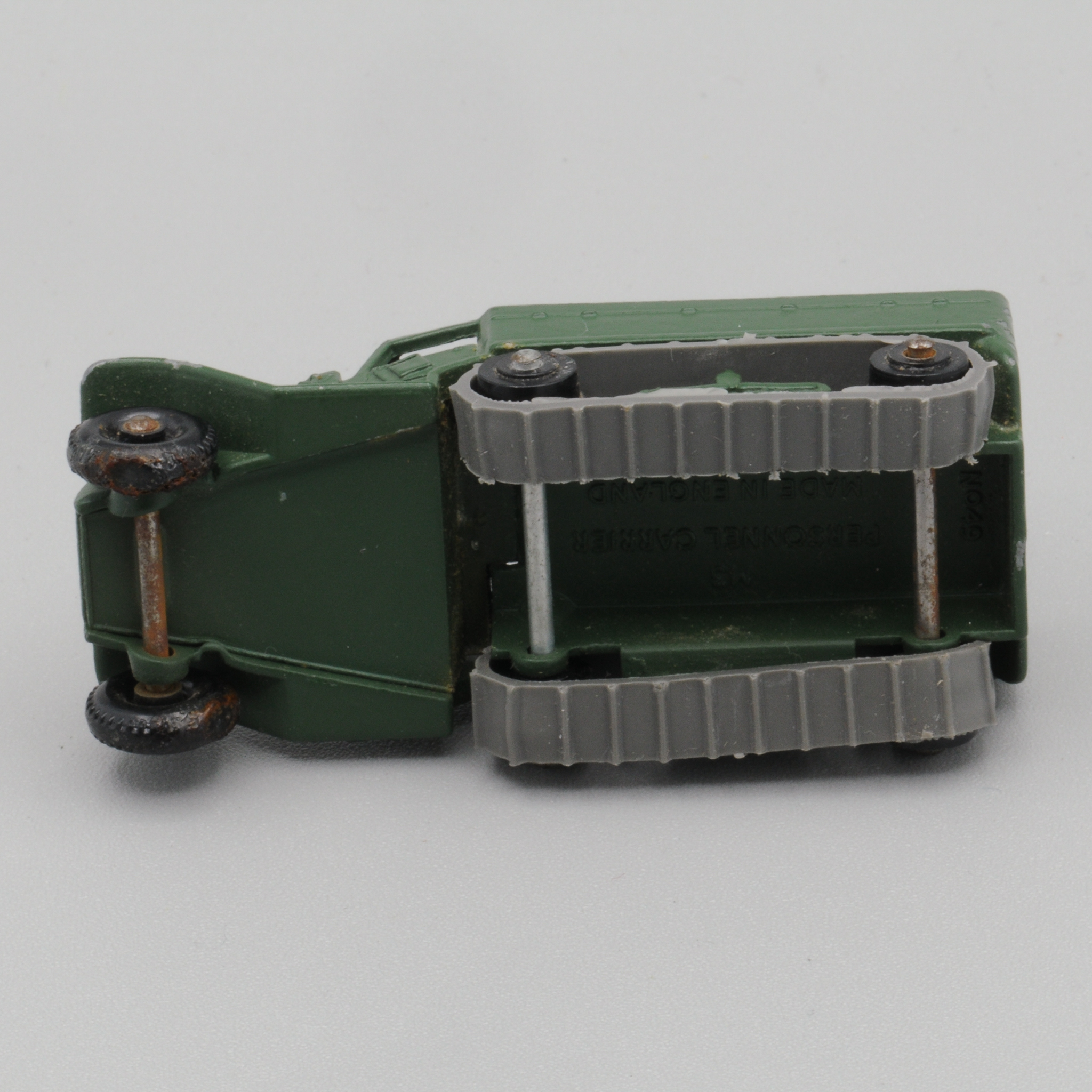 Matchbox+49A+Army+Half+Track+Mk+III+BPW picture 4