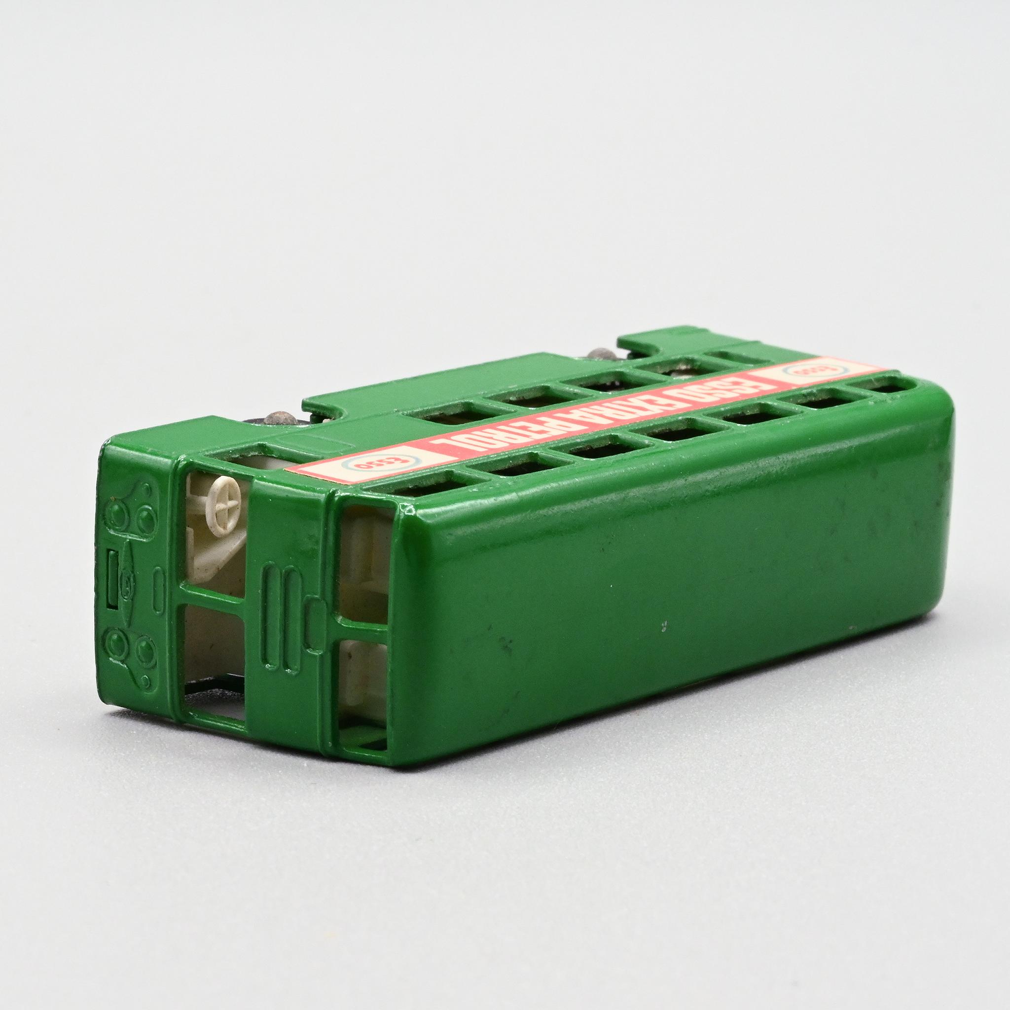 Matchbox+74B+Daimler+London+Bus+Green+Esso+Extra+Petrol+1966 picture 3