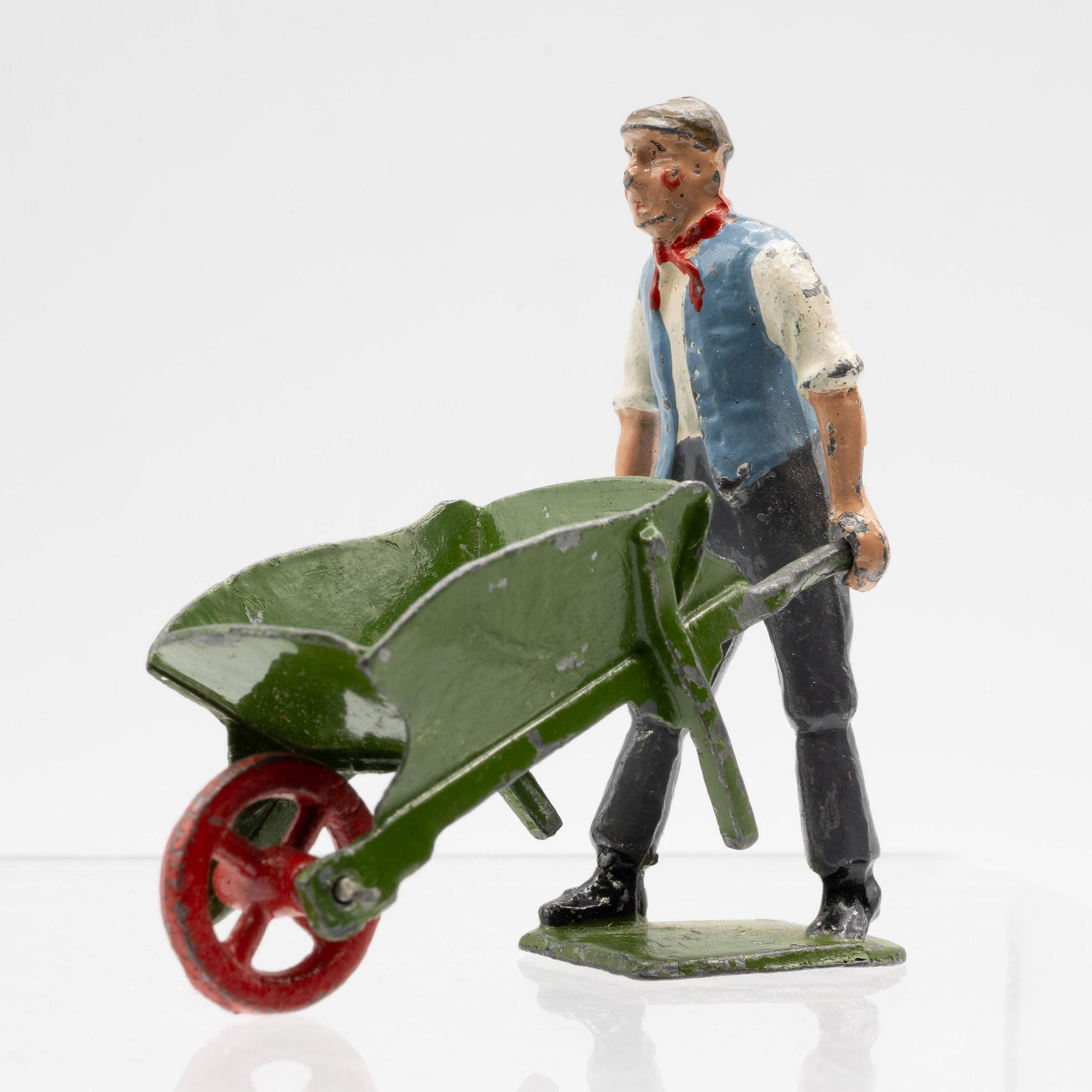 Britains+Man+with+Wheelbarrow++Vintage+Hollowcast+Lead+Farm+Toy picture 1