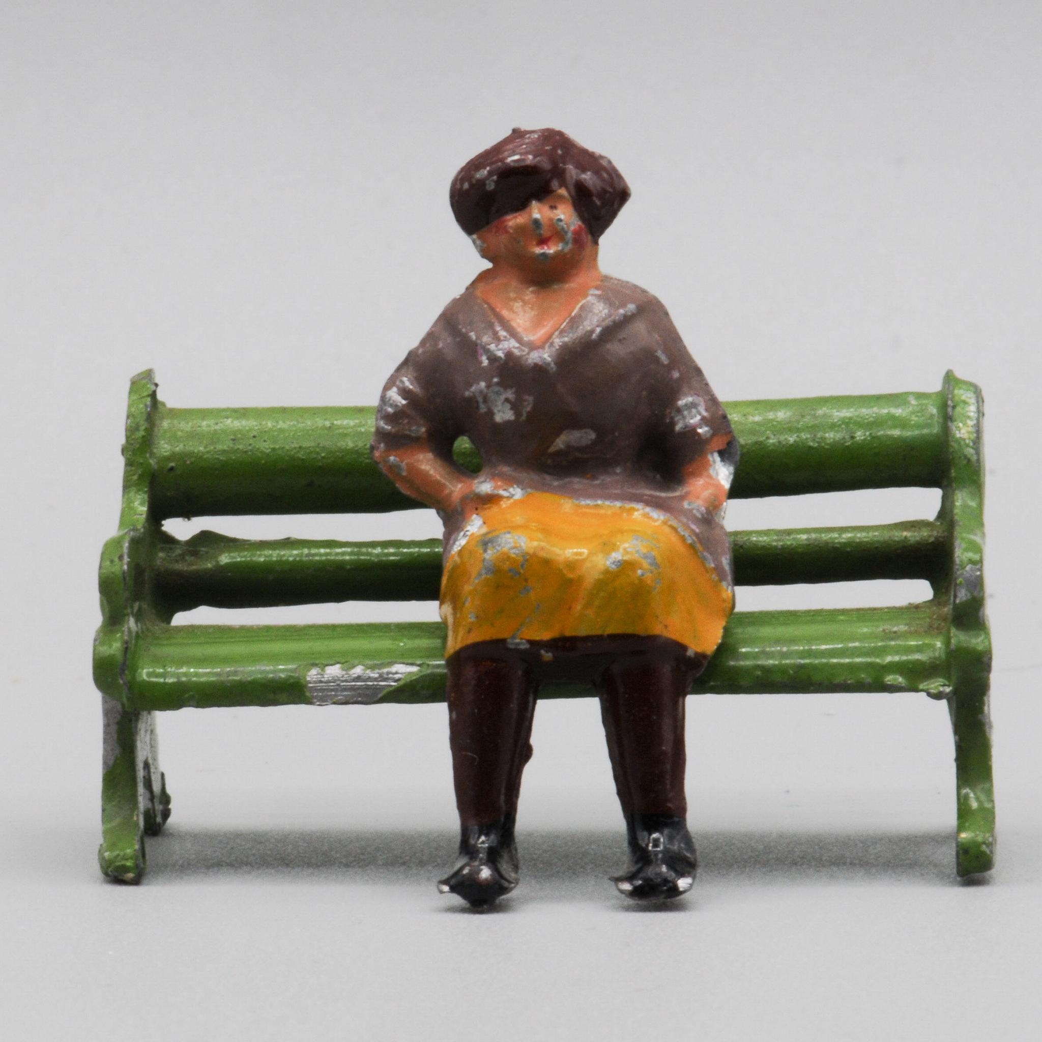 Woman+on+Bench+Vintage+Hollowcast+Lead+Farm+Toy+Made+in+France picture 1