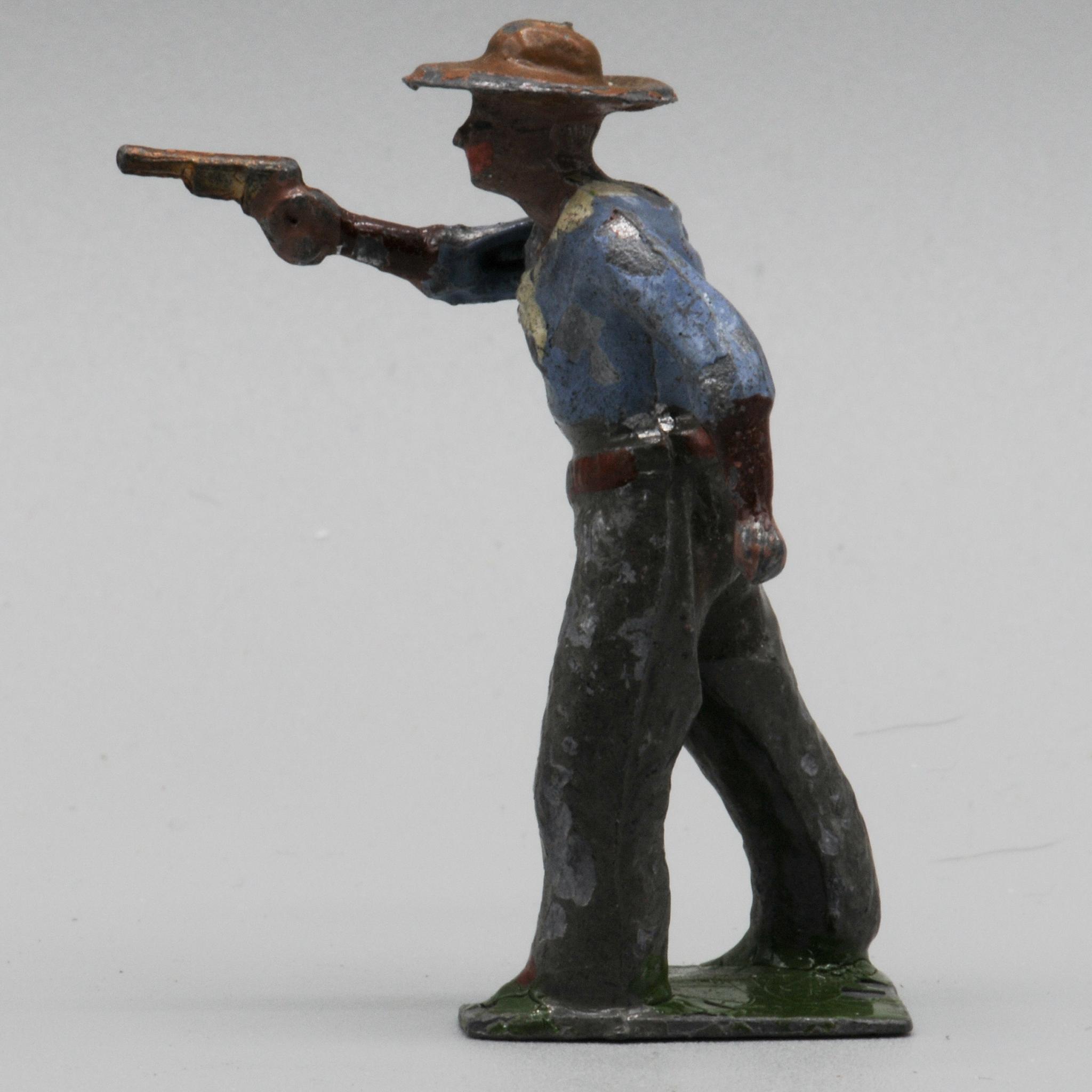 Britains+Cowboy+with+Pistol++Vintage+Lead+Figure picture 1