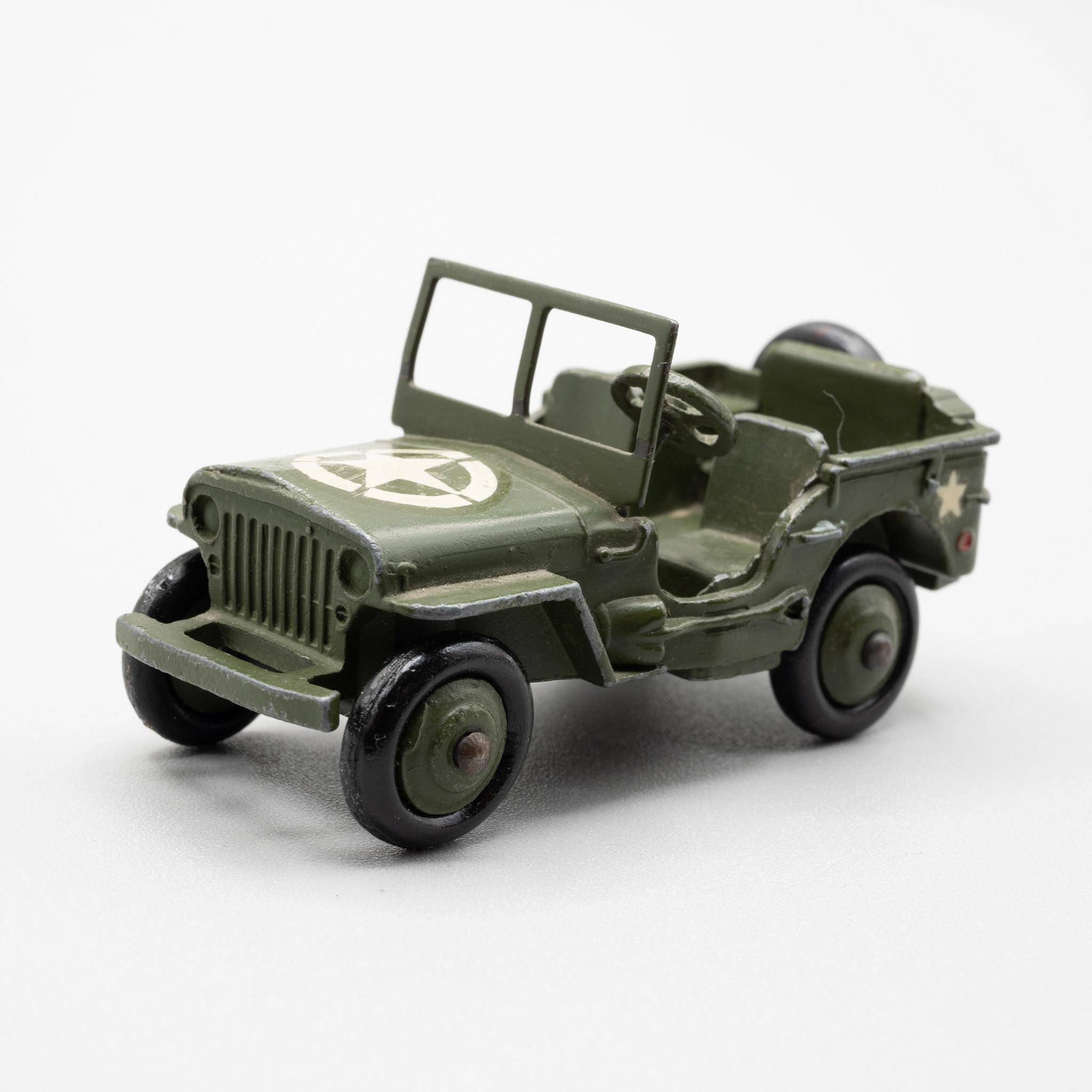 Dinky+Toys+Military+Willys+Jeep+153a picture 1