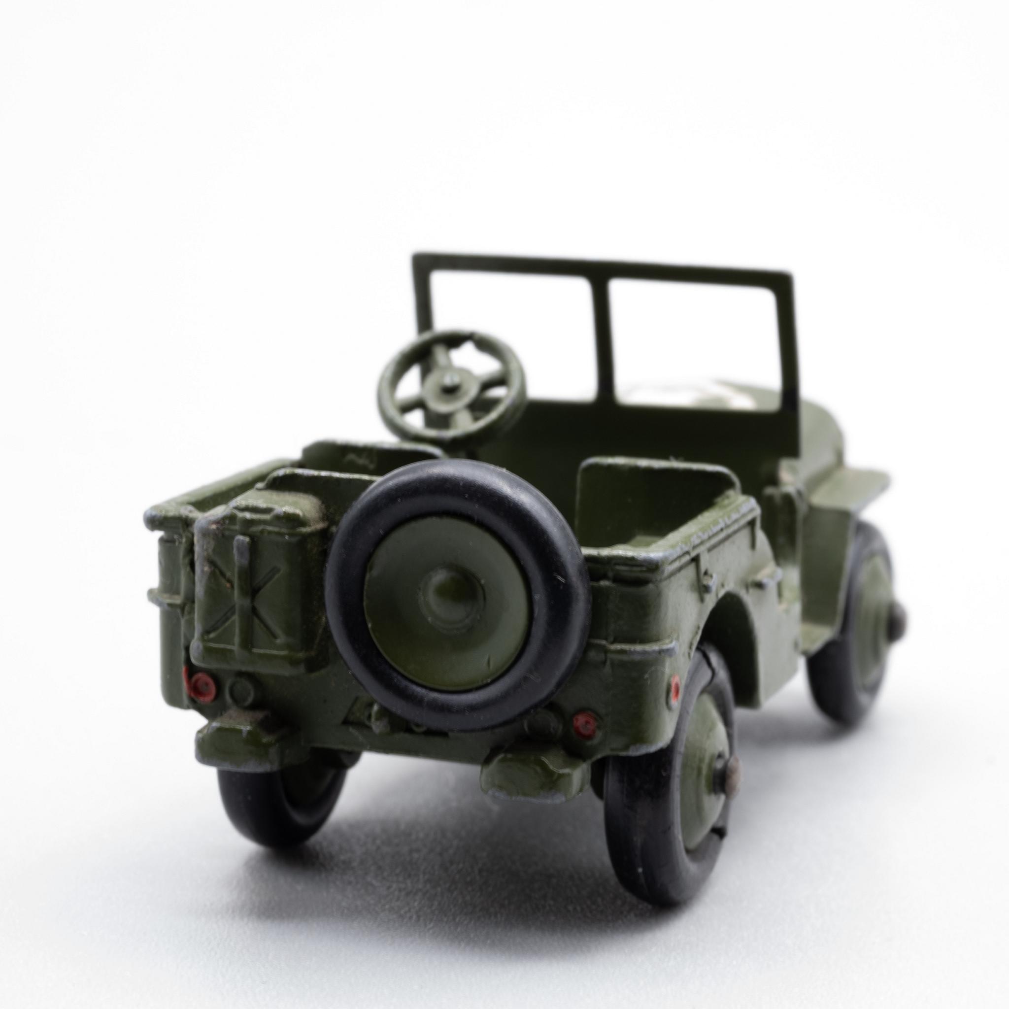 Dinky+Toys+Military+Willys+Jeep+153a picture 4