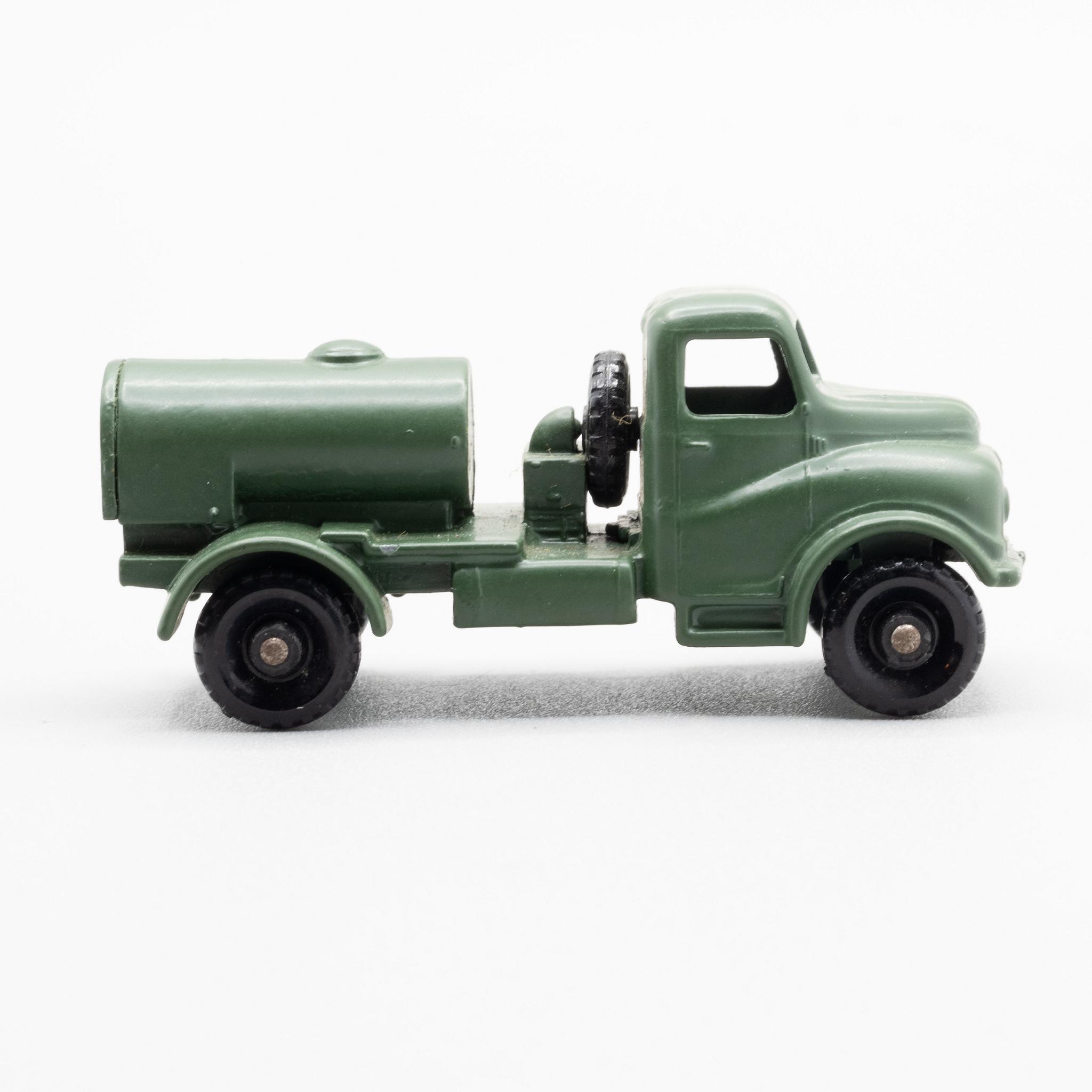 Matchbox+Military+Water+Truck+71A picture 1
