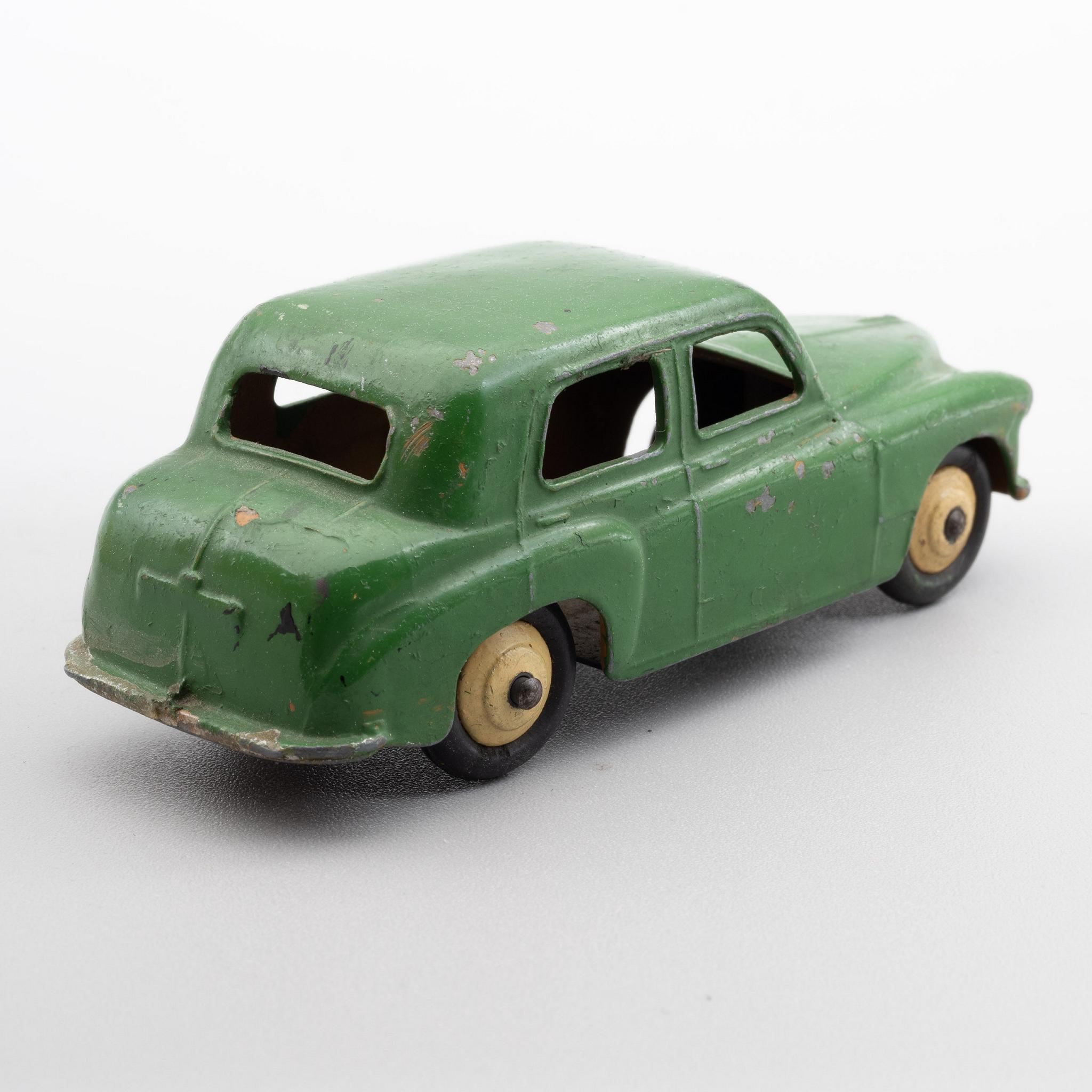 Dinky+Toys+40f+Hillman+Minx+Vintage+Diecast+Car+1951-1954 picture 2